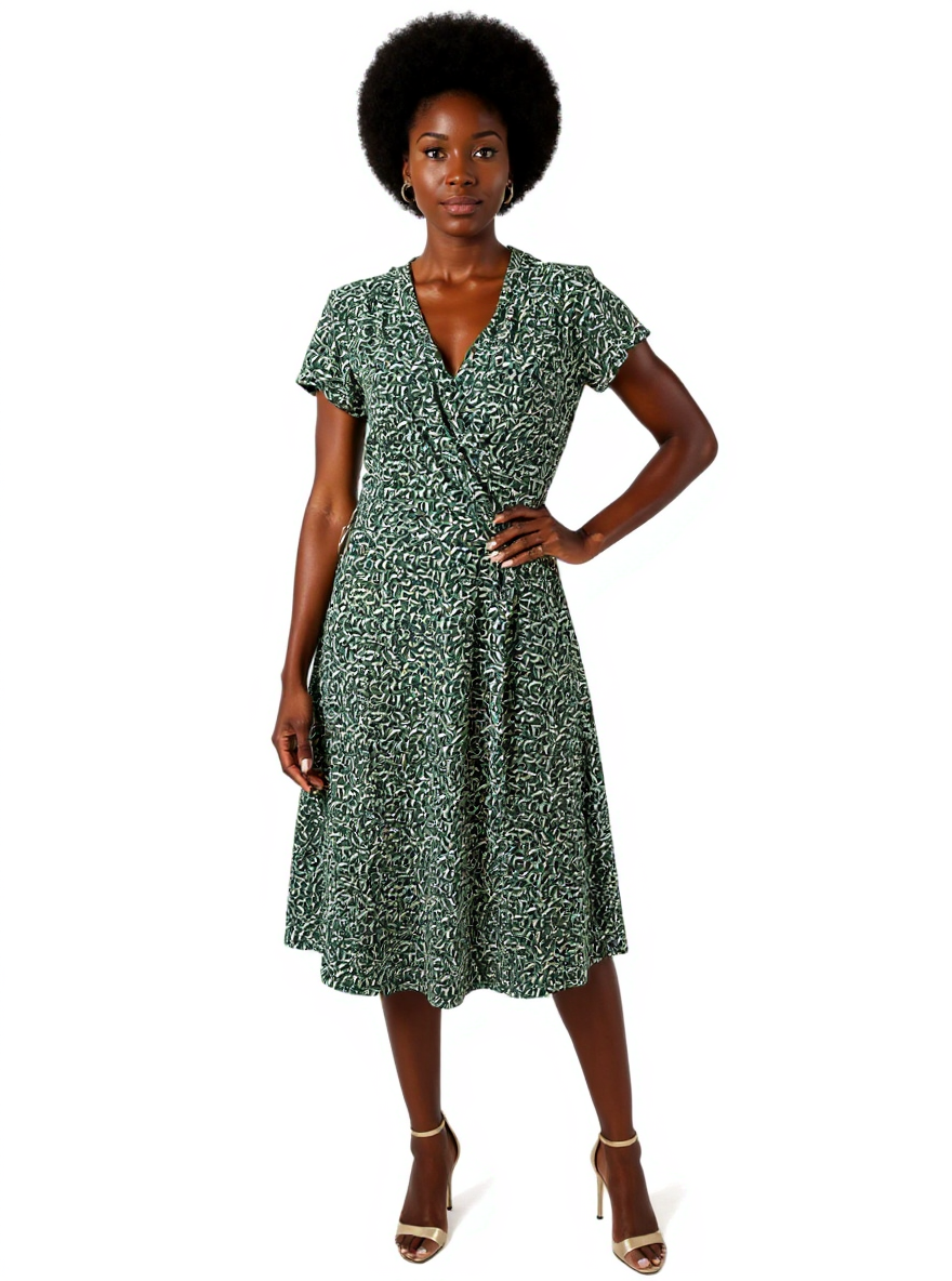 Charter Club Ivory/Green Print Pre-Owned Ladies Dress - Size 8