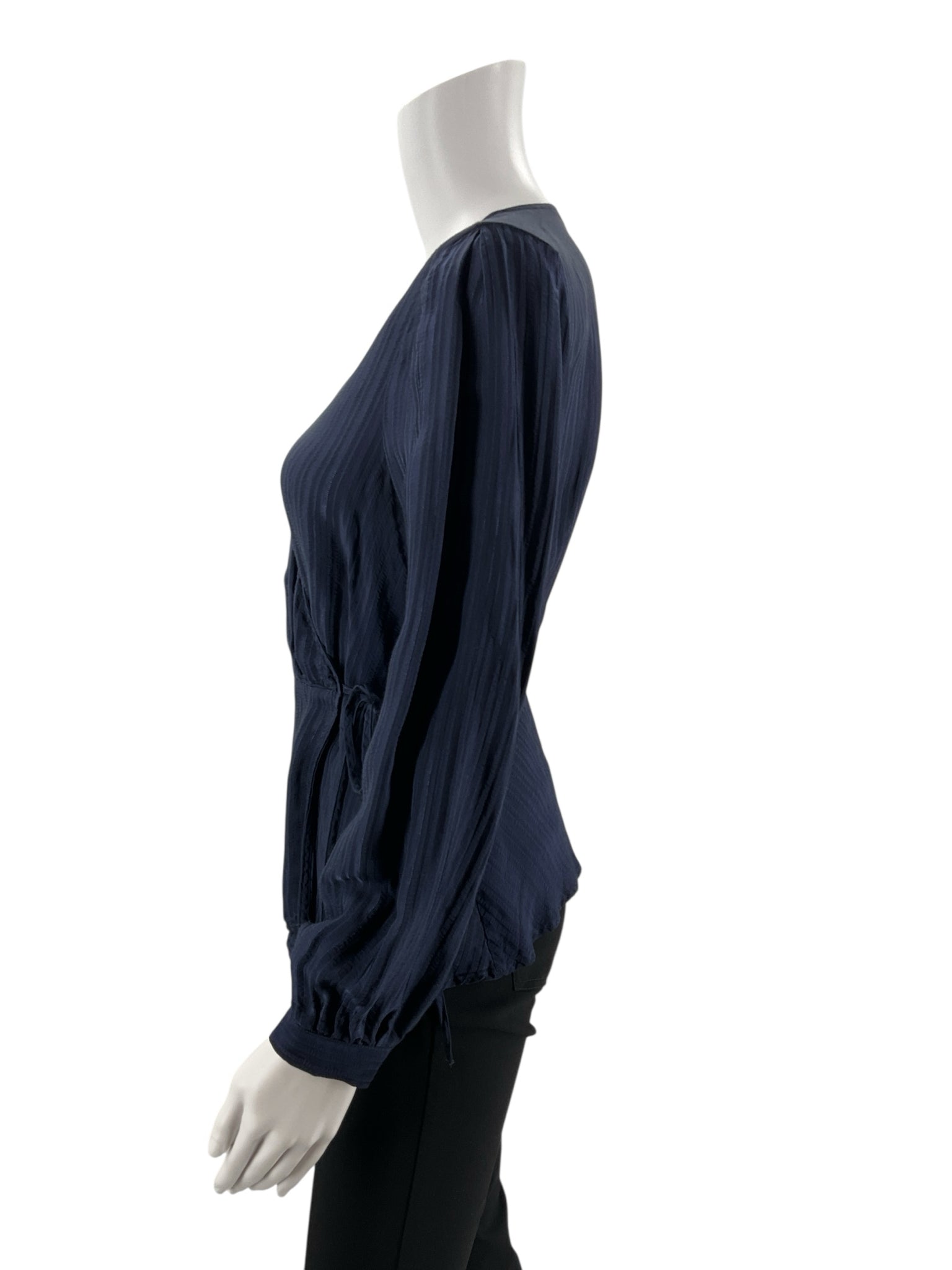 Banana Republic Navy Ribbed Pre-Owned Ladies Top - Size Small Petite