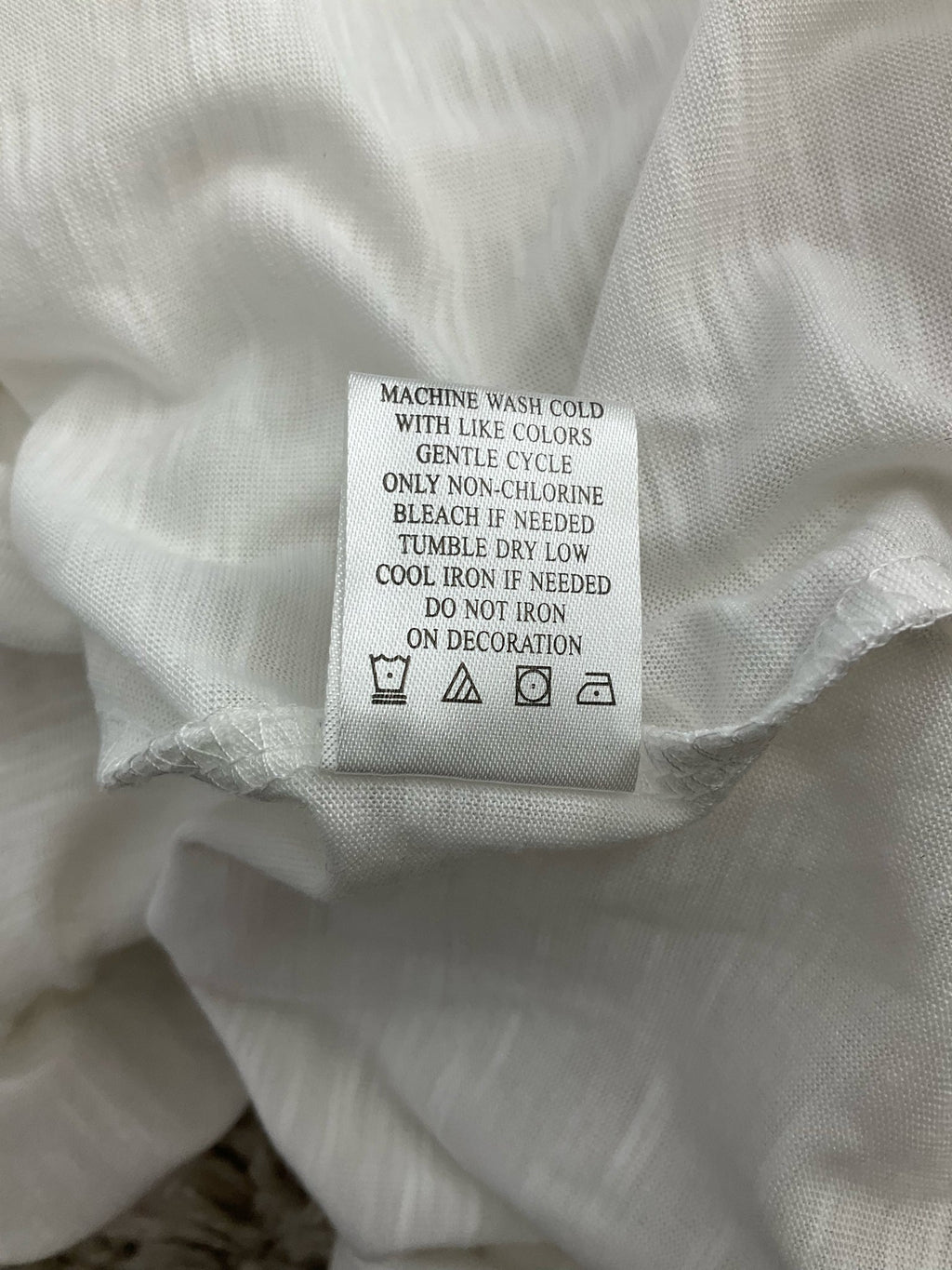 Almost Famous - White Lace Pre-Owned Ladies Casual Top - Size M