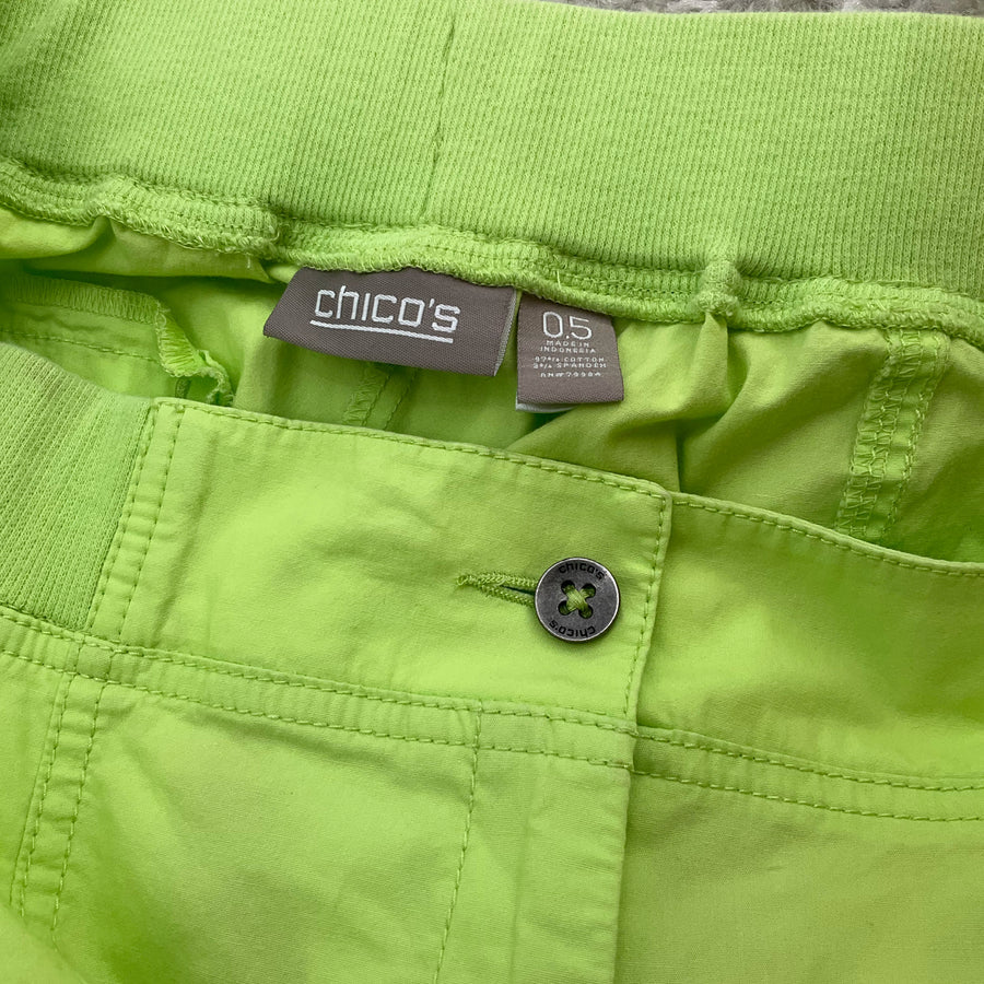 Chico's Lime Green Solid Pre-Owned Ladies Capri Pants - Size 6