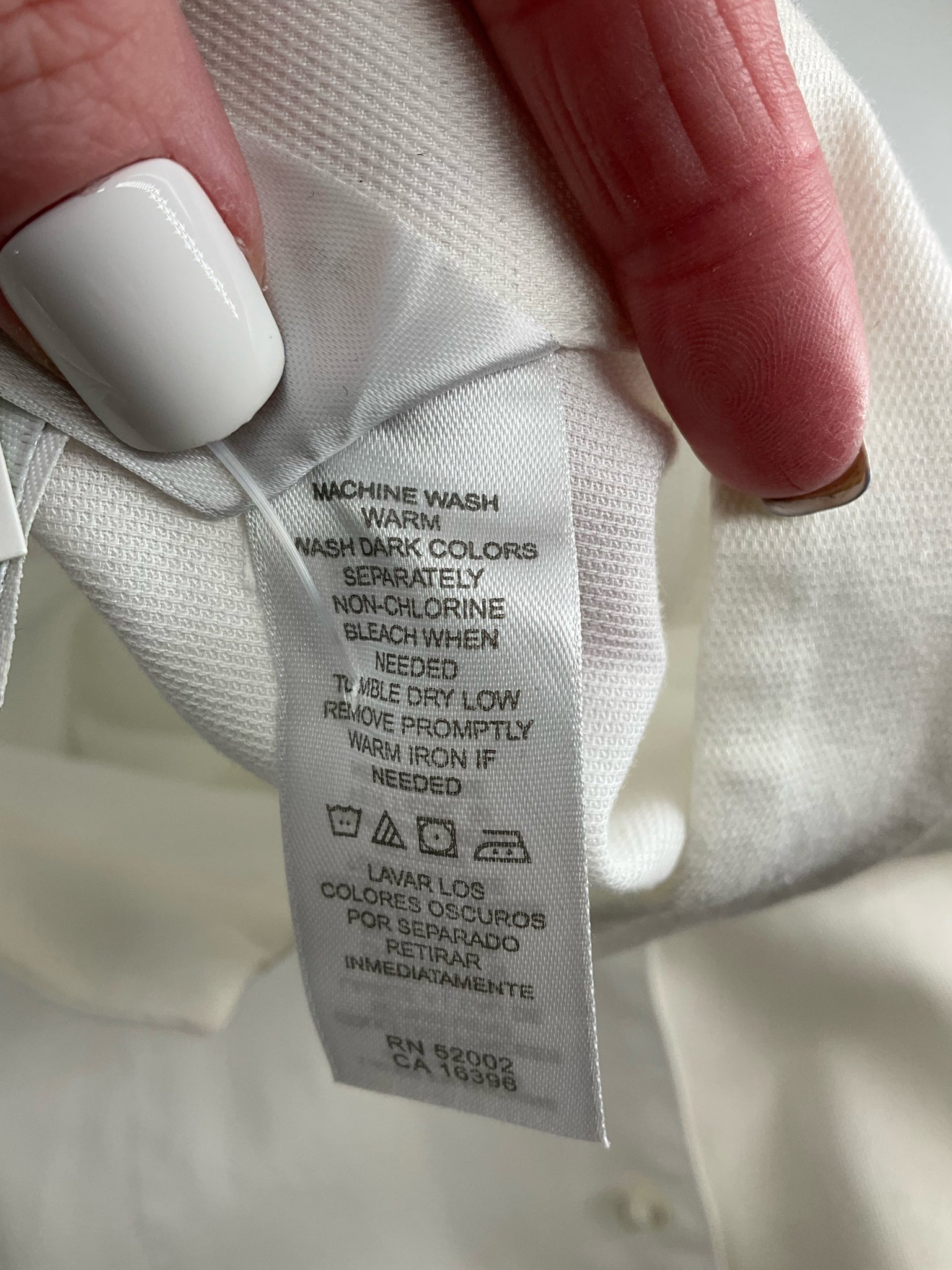 Liz Claiborne - White Solid Pre-Owned Ladies Casual Top - Size Large