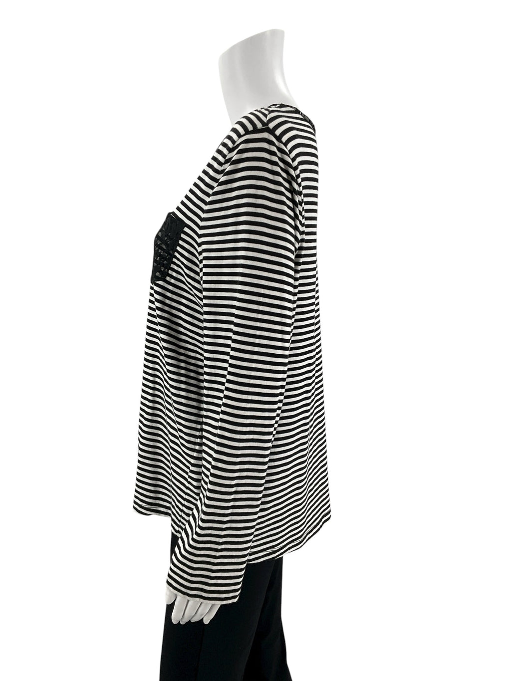 Basler pre-owned ladies top in white and black stripes, size large, featuring a classic, modern feminine design.