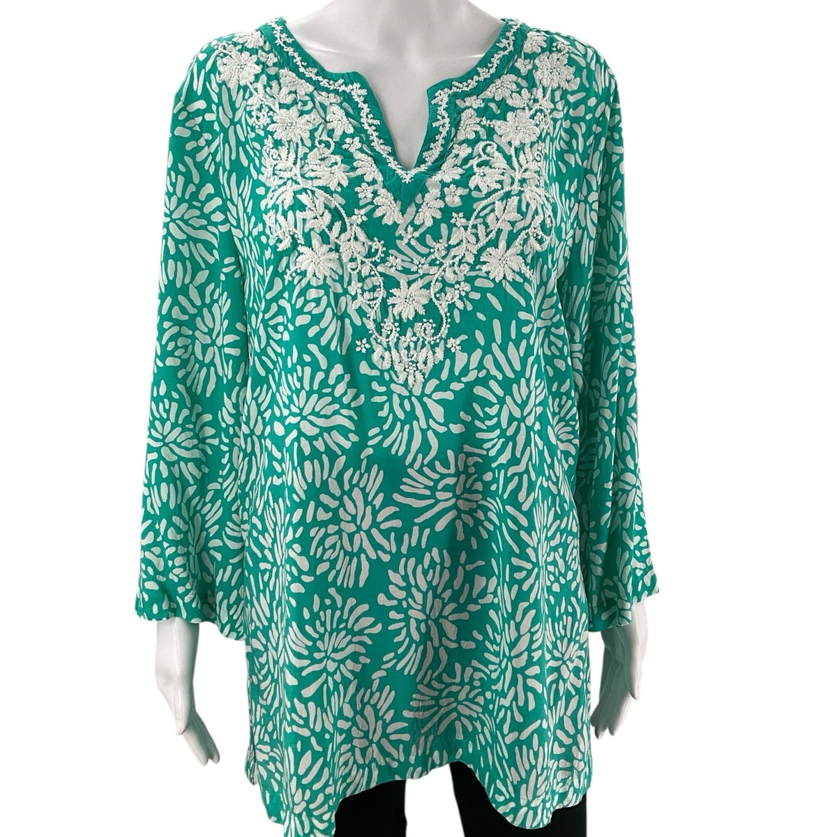 Charter Club Green/White Print Pre-Owned Ladies Casual Top - Size Large - Margaret’s Fine Consignment