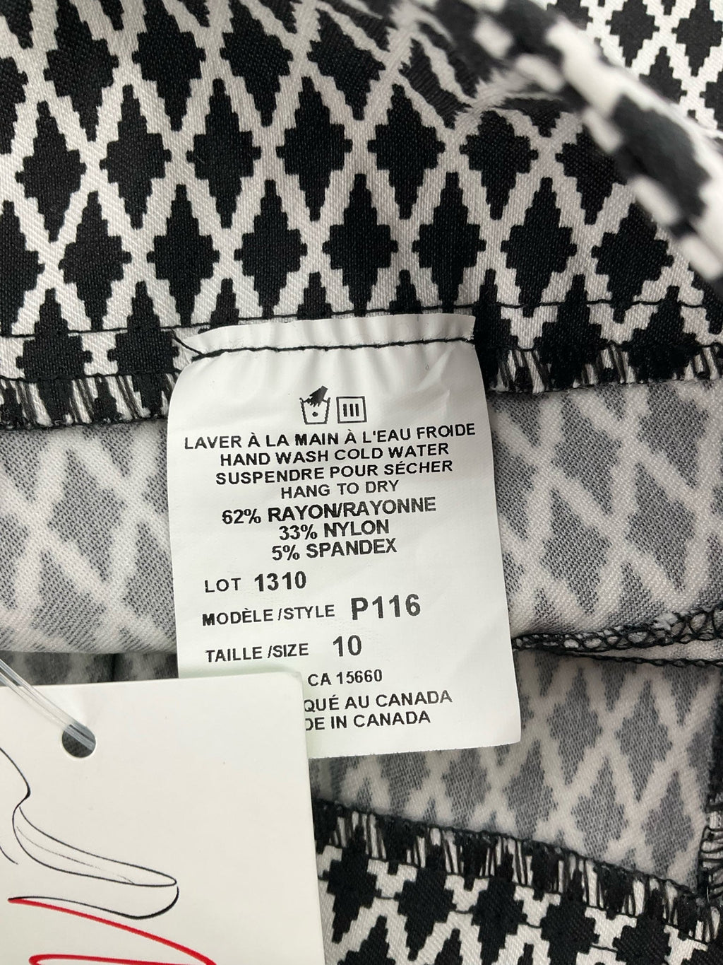 Bcnl Design Black/White Diamond Shorts -  Size 10