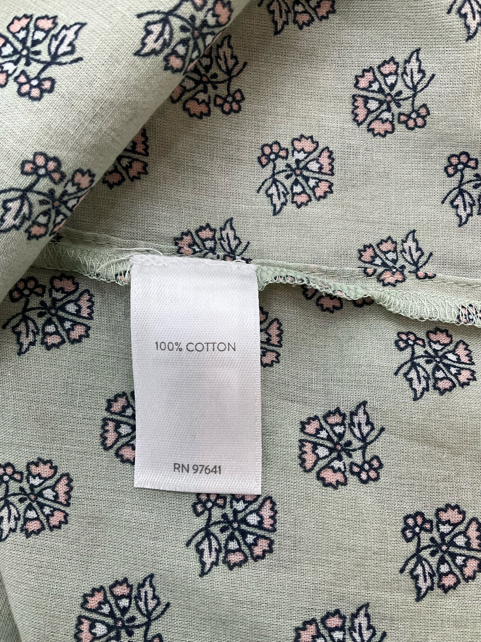 J Jill Green Floral Pre-Owned Ladies Top - Size XS Petite