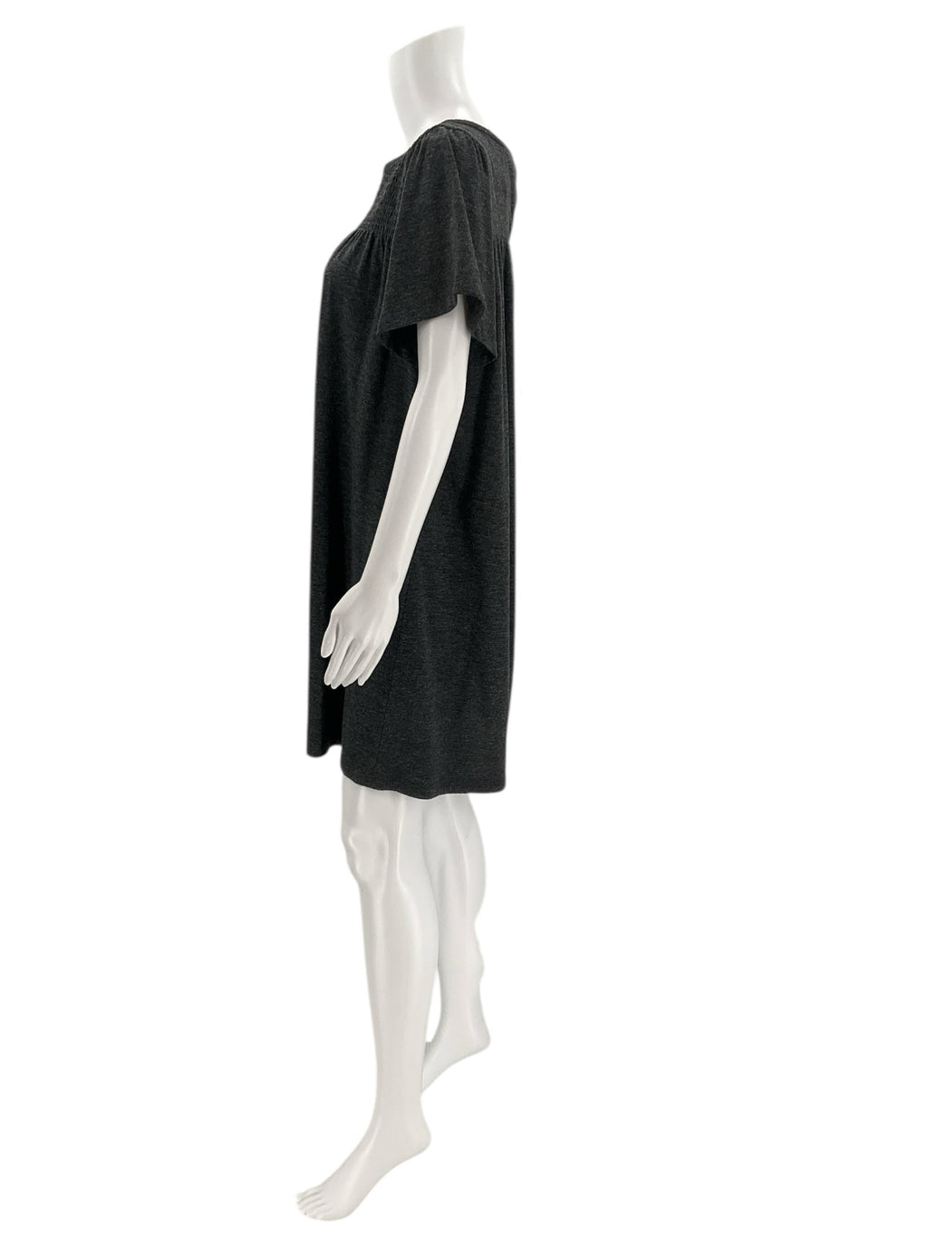 Side profile of Loft Gray Solid Dress - Size Medium Petite showing relaxed fit and soft drape, ideal for casual petite wear.