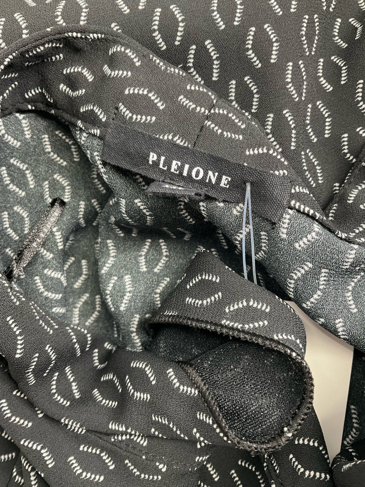 Pleione Black/White Print Pre-Owned Ladies Casual Top -  Size XXL