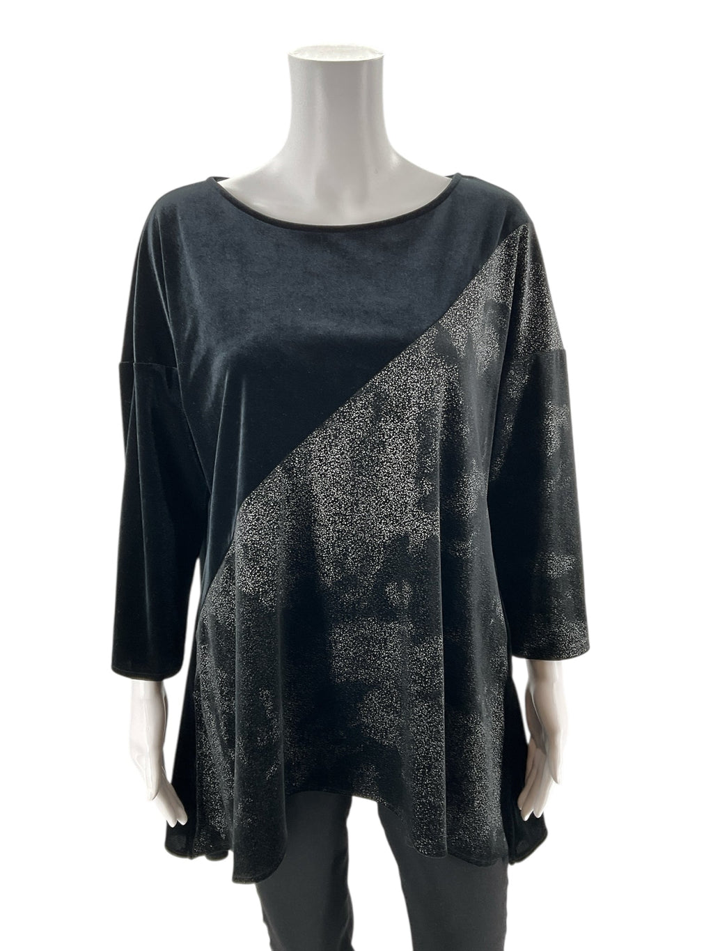 Alfani - Black Velvet Pre-Owned Ladies Casual Top - Size XL