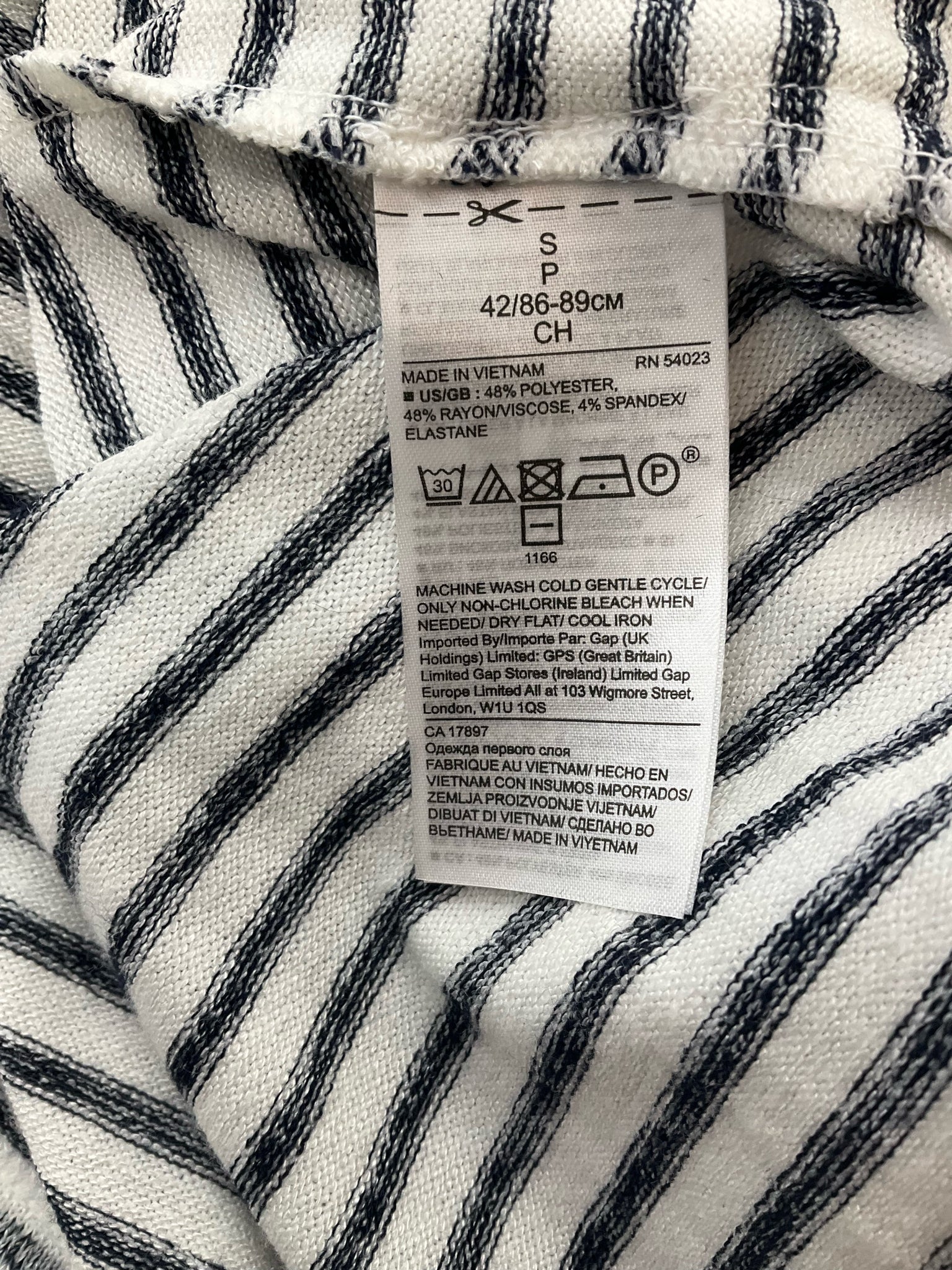 Banana Republic White/Blue Striped Pre-Owned Ladies Top -  Size Small