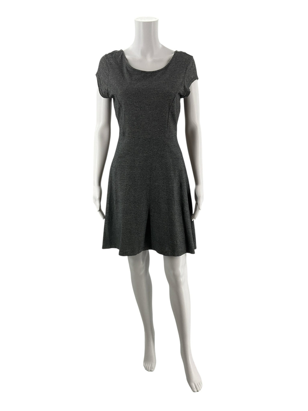 Old Navy Gray/Black Pinstripe Pre-Owned Ladies Dress - Size Medium