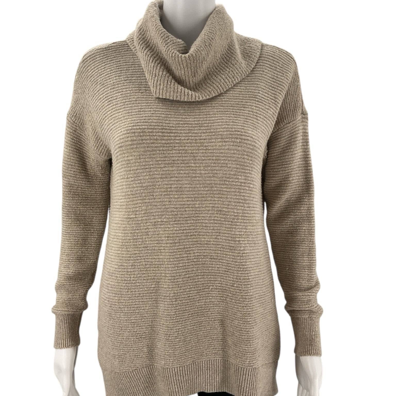 Loft Oatmeal Ribbed Pre-Owned Ladies Top - Size Medium Petite - Margaret’s Fine Consignment