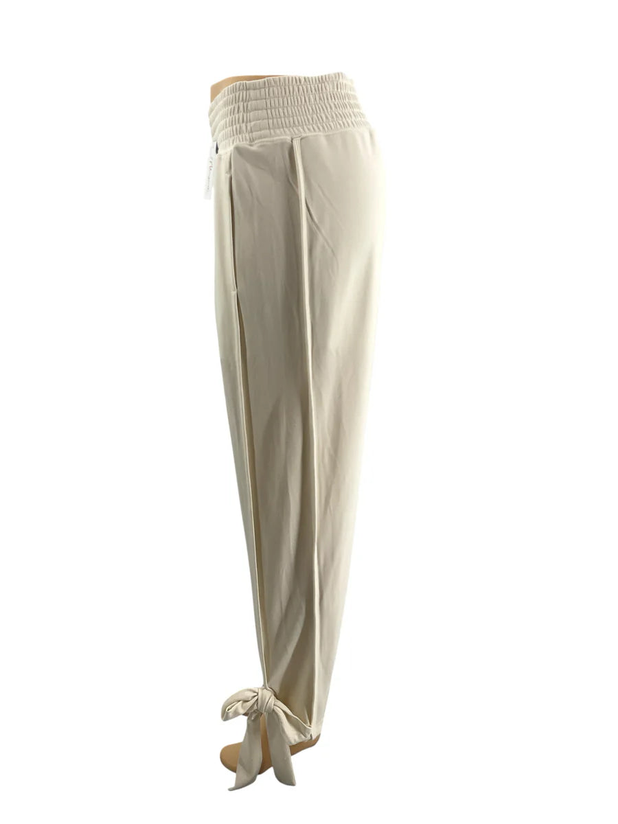 Fabletics Cream Pre-Owned Ladies Pants – Size Large