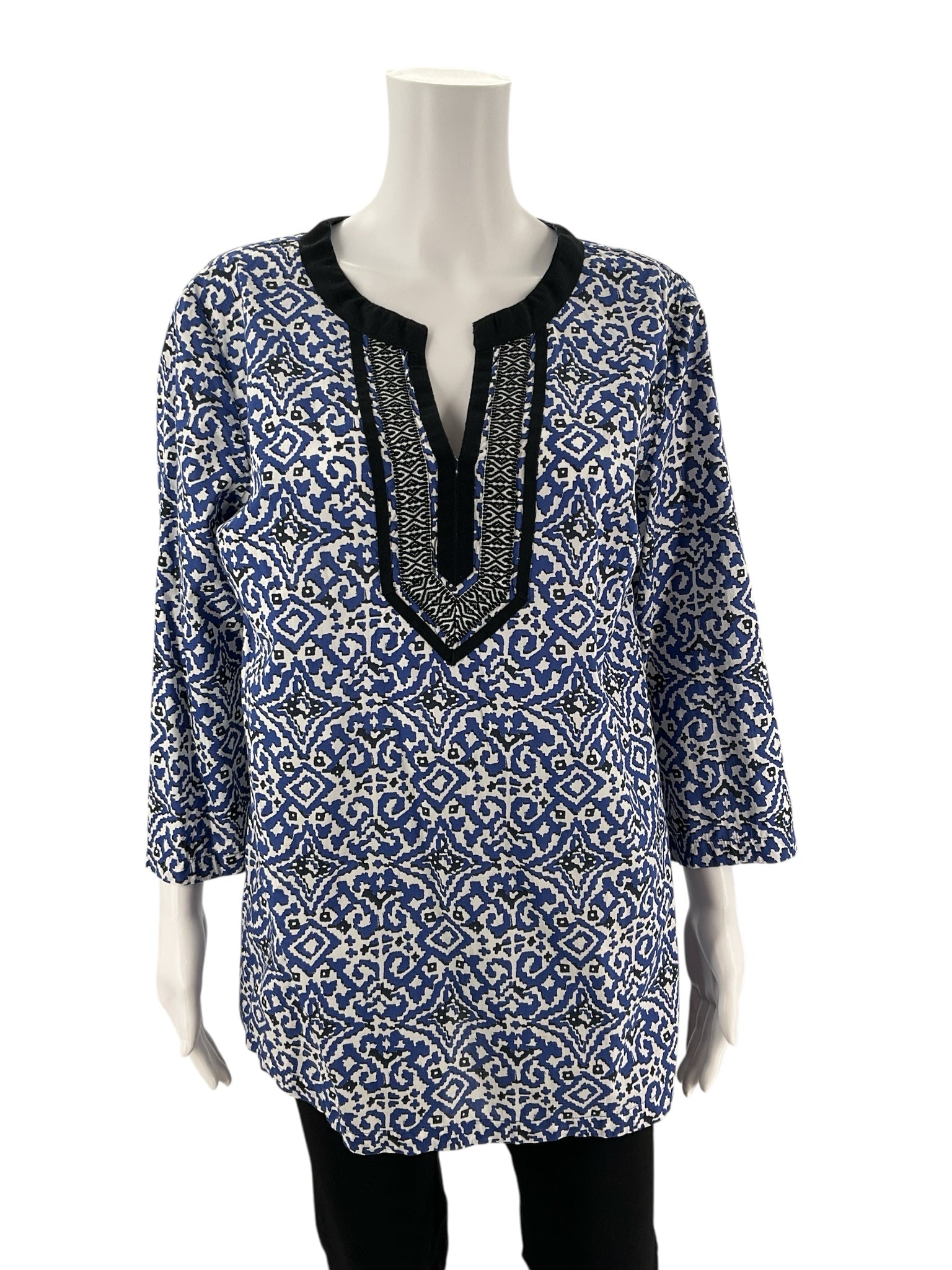Charter Club White/Blue Print Pre-Owned Ladies Top - Size Large