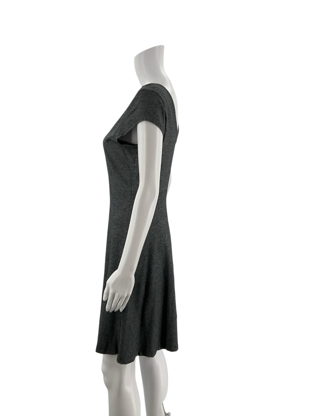 Old Navy Gray/Black Pinstripe Pre-Owned Ladies Dress - Size Medium