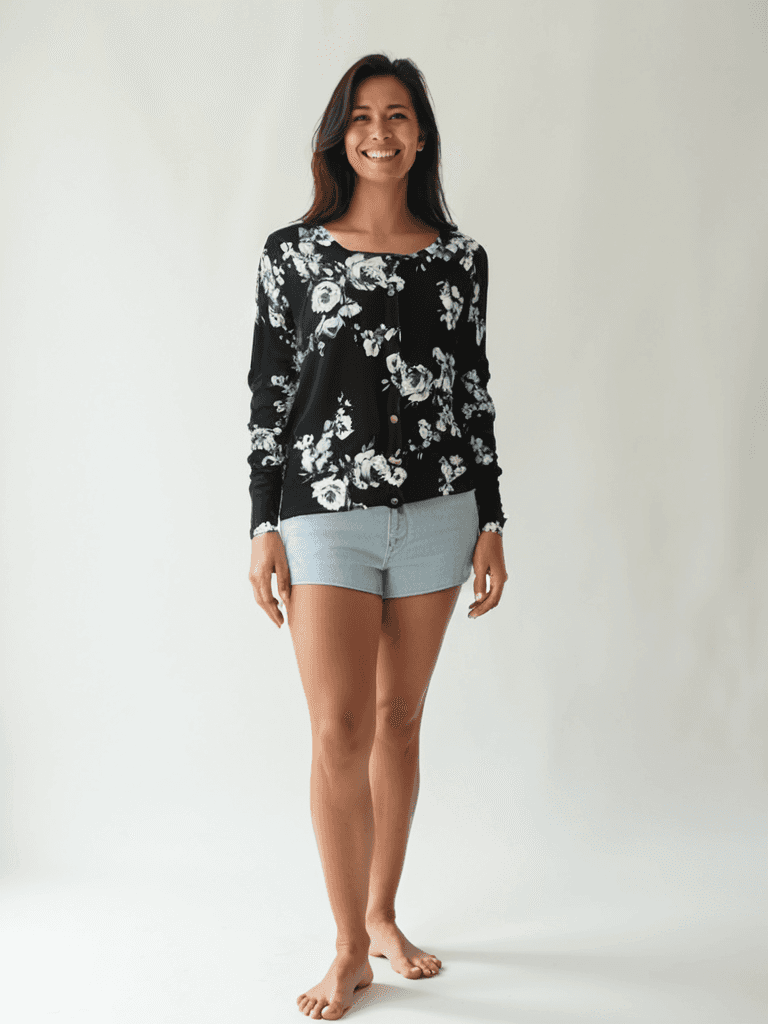 White House Black Market Black/White Floral Pre-Owned Ladies Top - Size Medium - Margaret’s Fine Consignment