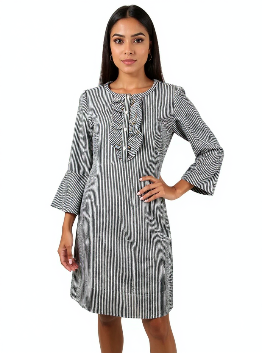 Draper James White/Blue Stripe Pre-Owned Ladies Dress - Size 6