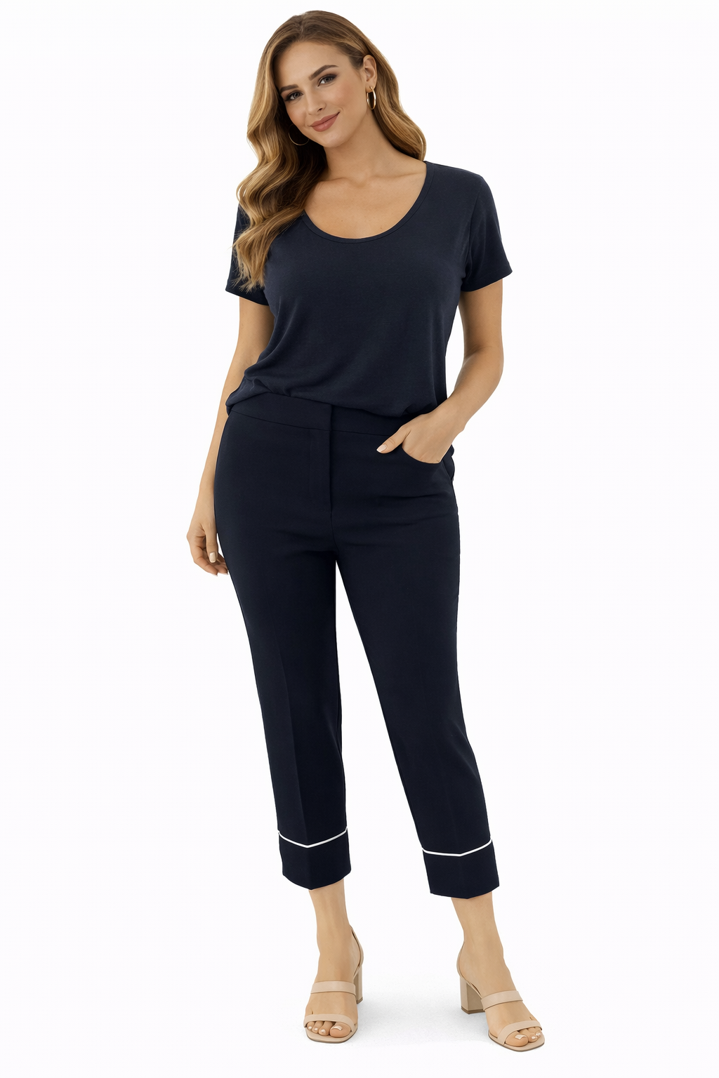 Tahari - Navy/White Solid Pre-Owned Ladies New With Tags Pants - Size 8