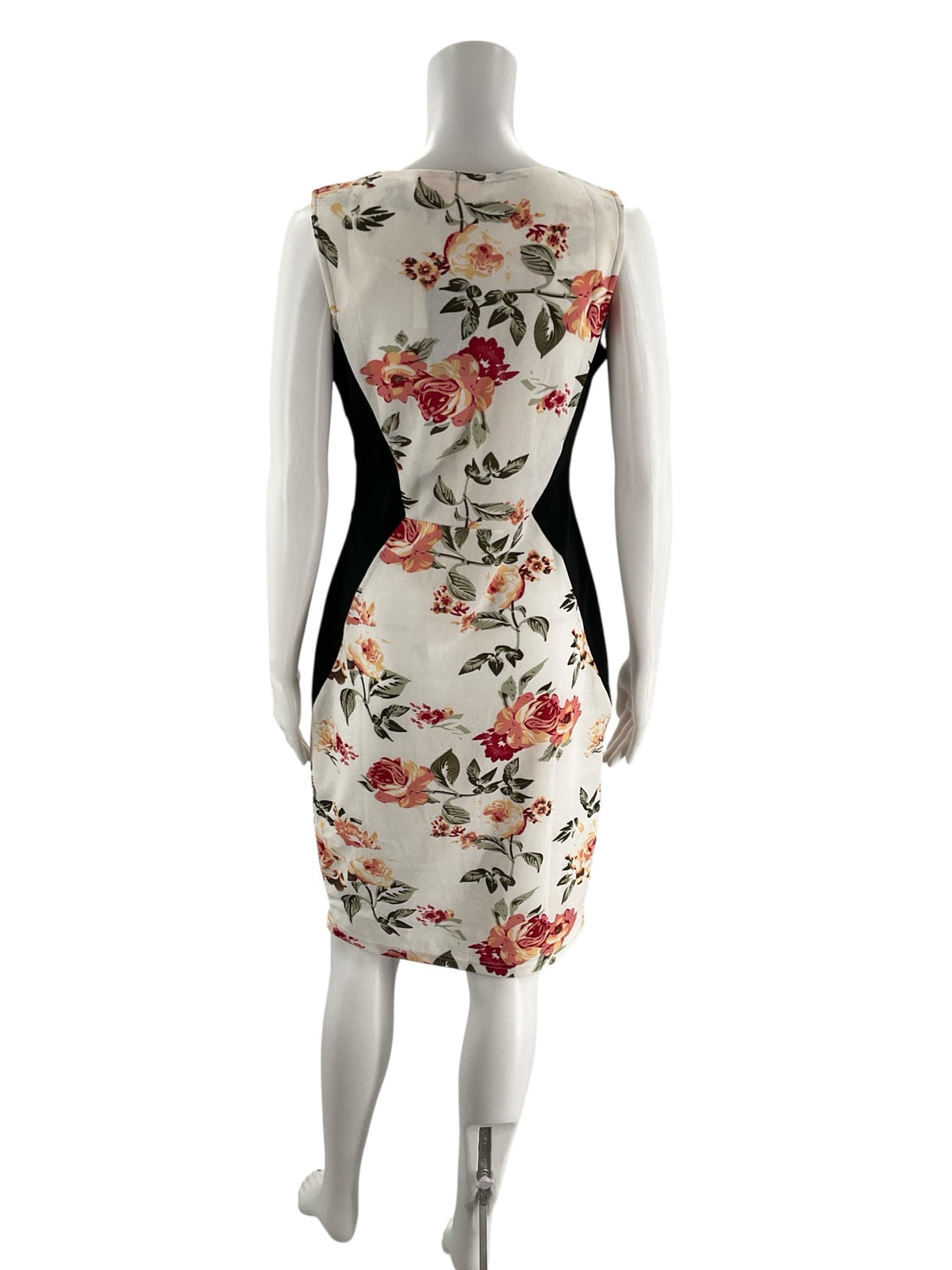 Fantaist White/Black/Pink Floral Pre-Owned Ladies New With Tags Dress - Size Medium