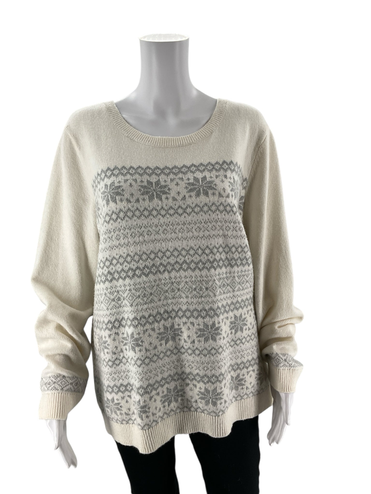 Talbots - Cream/Gray Snowflake Pre-Owned Ladies Casual Top - Size XL