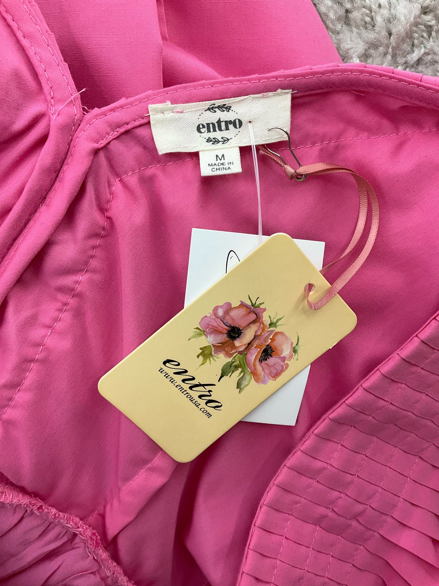 Entro Pink Solid Pre-Owned Ladies New With Tags Dress - Size Medium