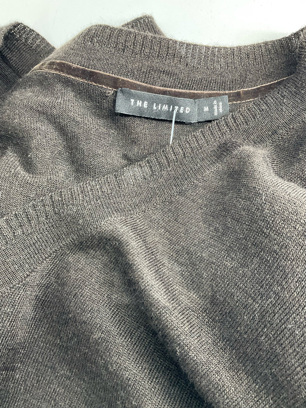 The Limited - Brown Solid Pre-Owned Ladies Casual Top - Size Medium