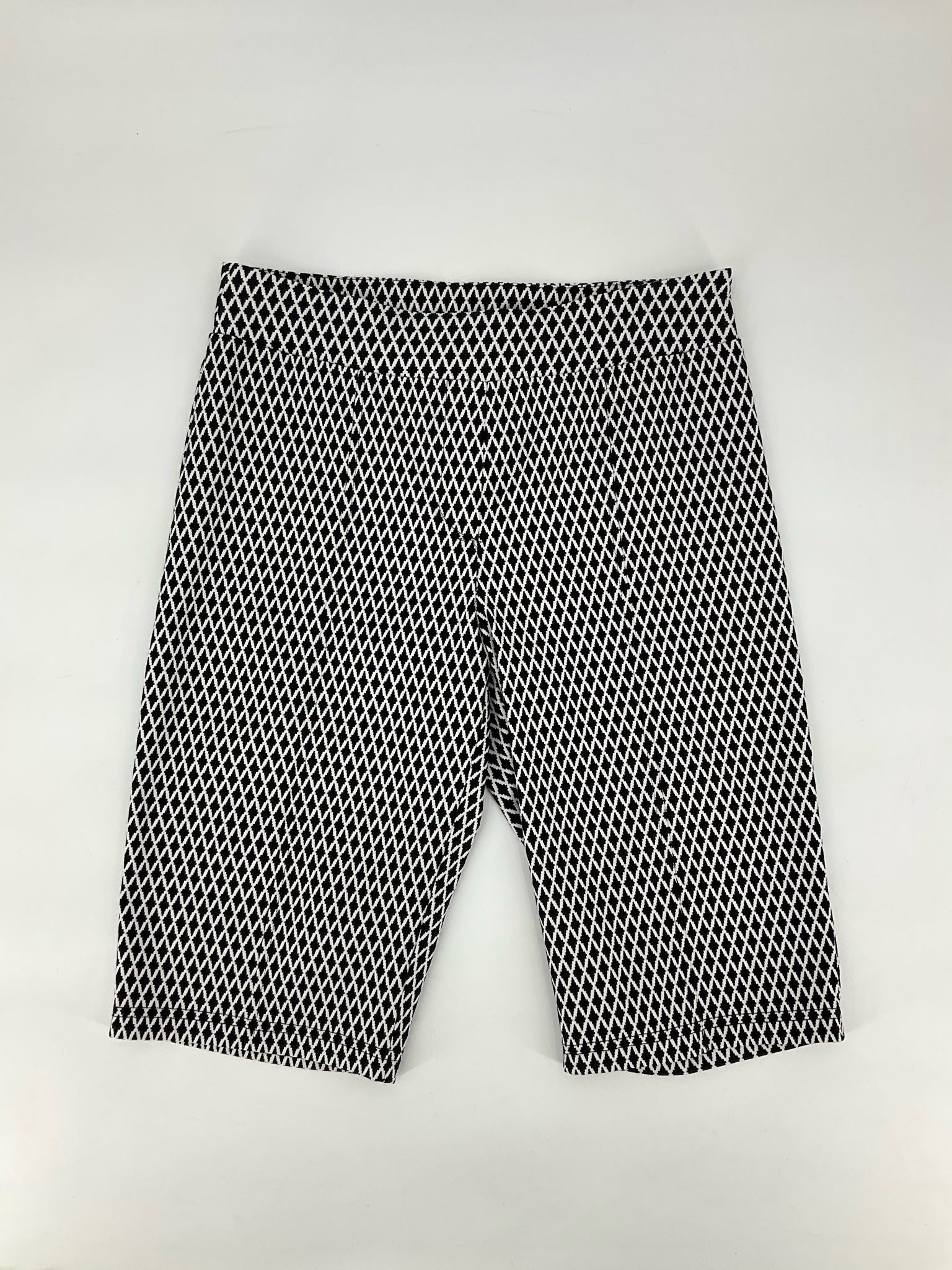 Bcnl Design Black/White Diamond Shorts -  Size 10