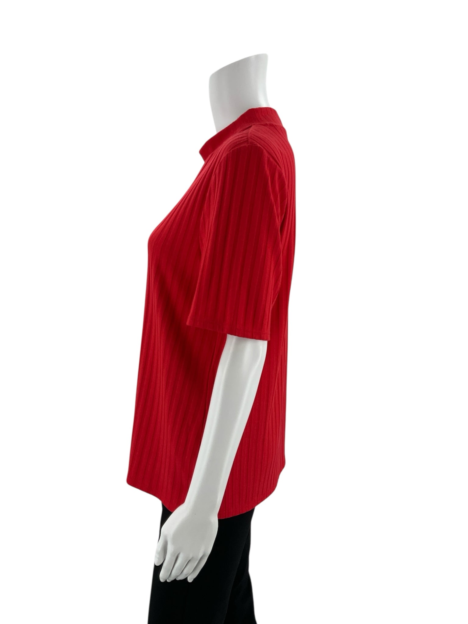 Riley & Rae Red Ribbed Pre-Owned Ladies Top - Size Large