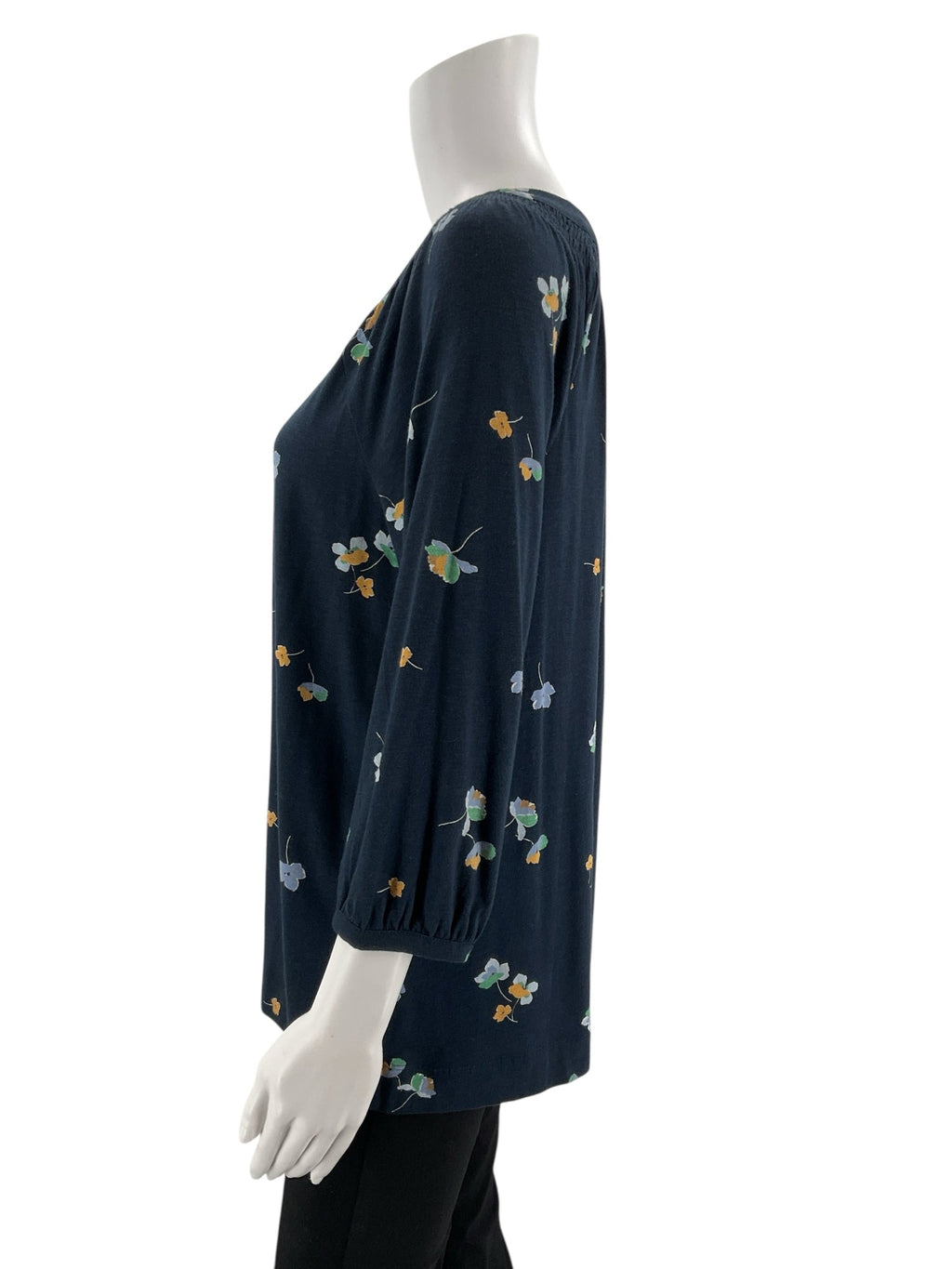 J. Jill pre-owned navy, yellow, and green floral tunic top with pintuck details, size small for casual wear.