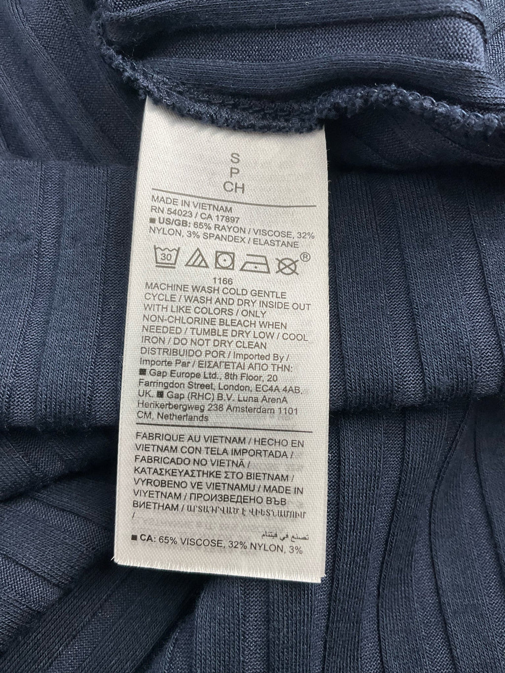 Banana Republic - Navy Stripe Pre-Owned Ladies Casual Top - Size Small