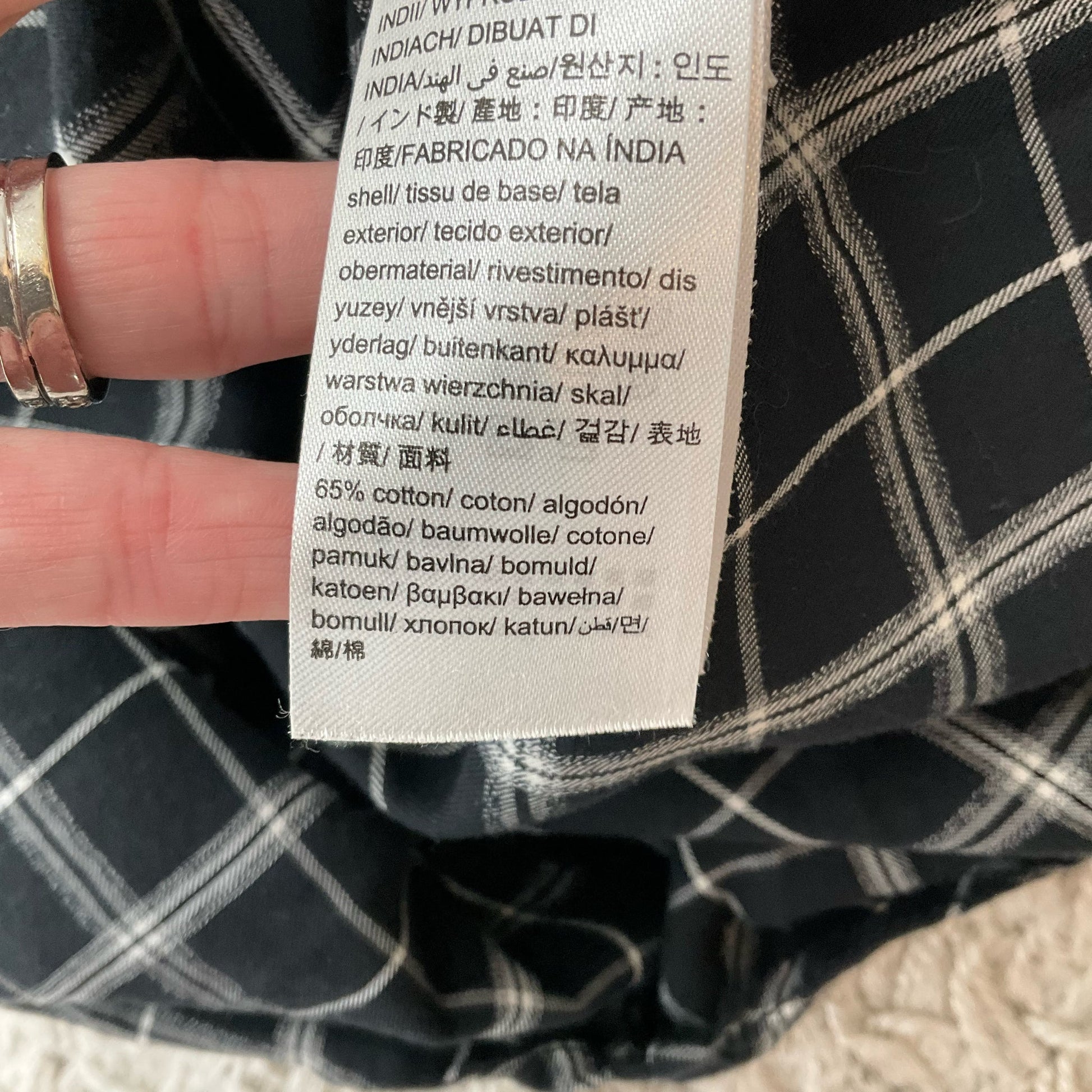 Calvin Klein Black/White Plaid Pre-Owned Ladies Top -  Size Large