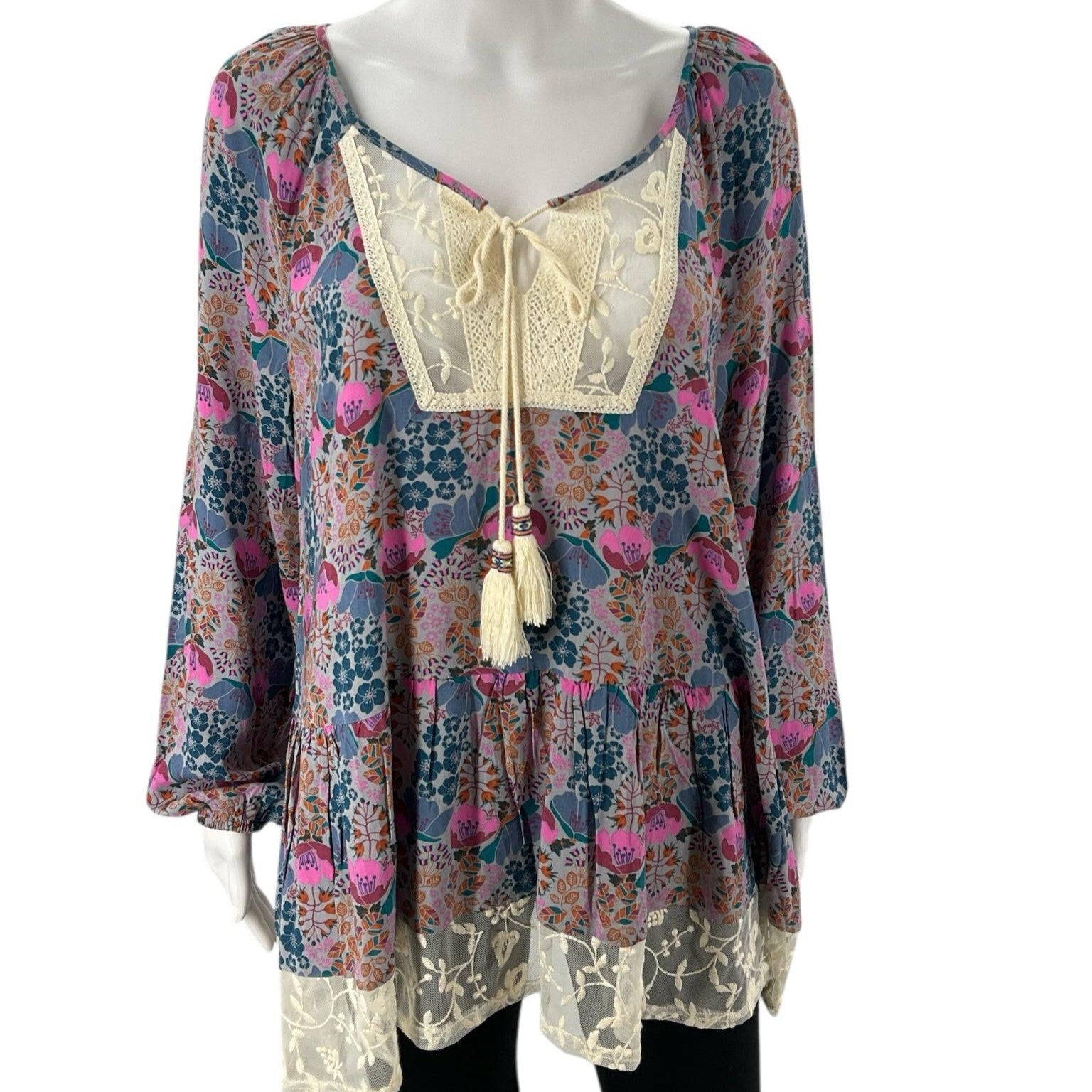 Matilda Jane Blue/Multi Floral Pre-Owned Ladies New with Tags Top - Size Medium - Margaret’s Fine Consignment