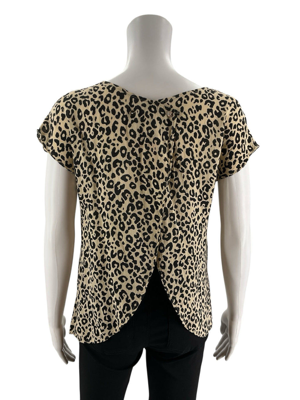 Tan and black animal print blouse from Bee Stitched, pre-owned, size small, featuring a casual tunic style.