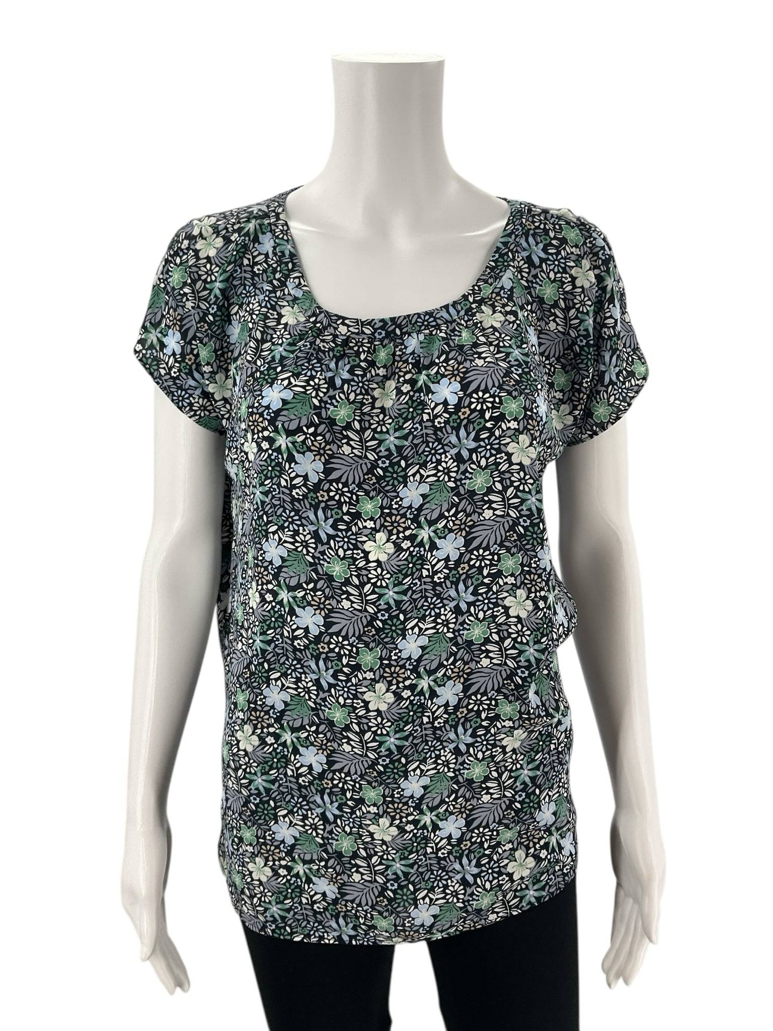 Loft Navy/Multi Floral Blouse - Size Small with short sleeves and scoop neckline, gently used and perfect for casual or office wear.