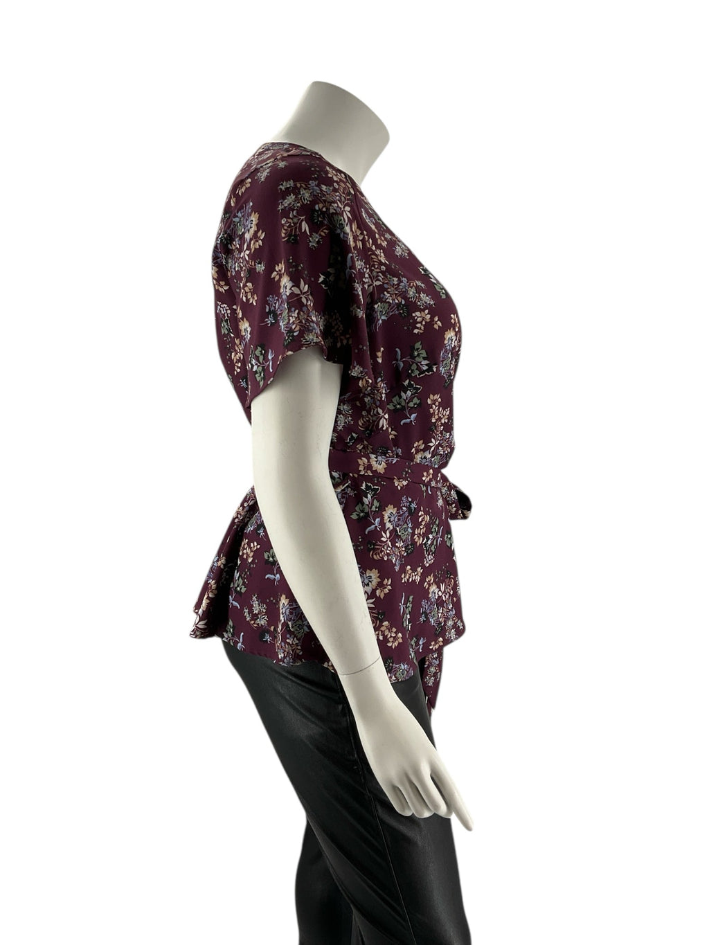 Loft Plum/Multi Floral Pre-Owned Ladies Casual Top -  Size 18