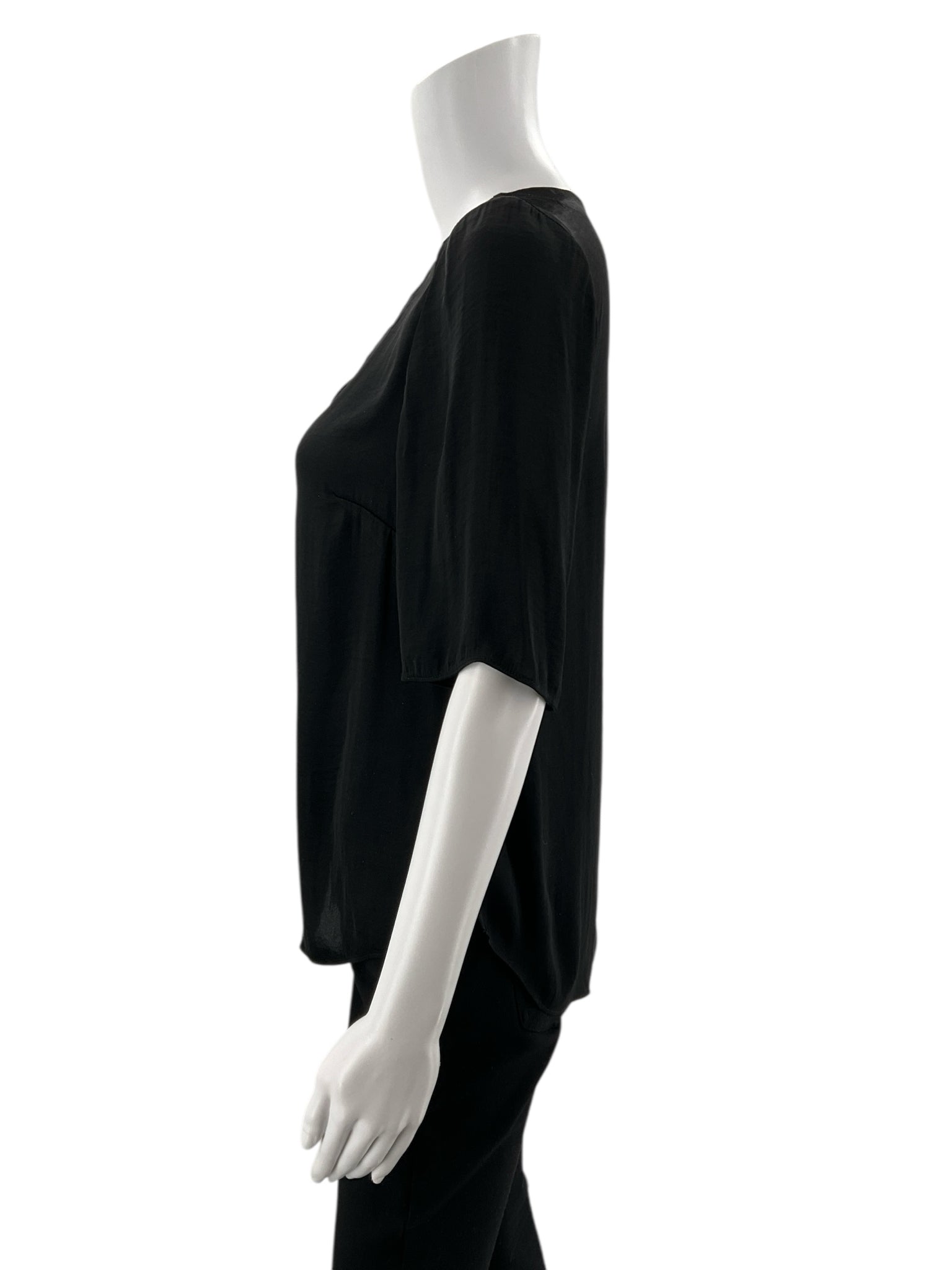 Kaari Blue - Black Solid Pre-Owned Ladies Casual Top - Size XS