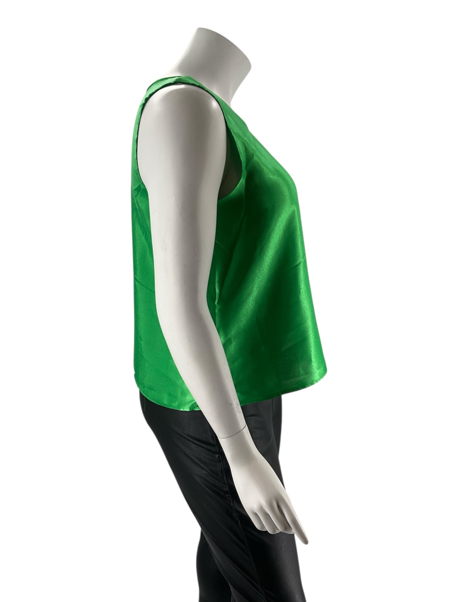 No Brand Green Solid Pre-Owned Ladies New With Tags Sleeveless Top - Size 1X