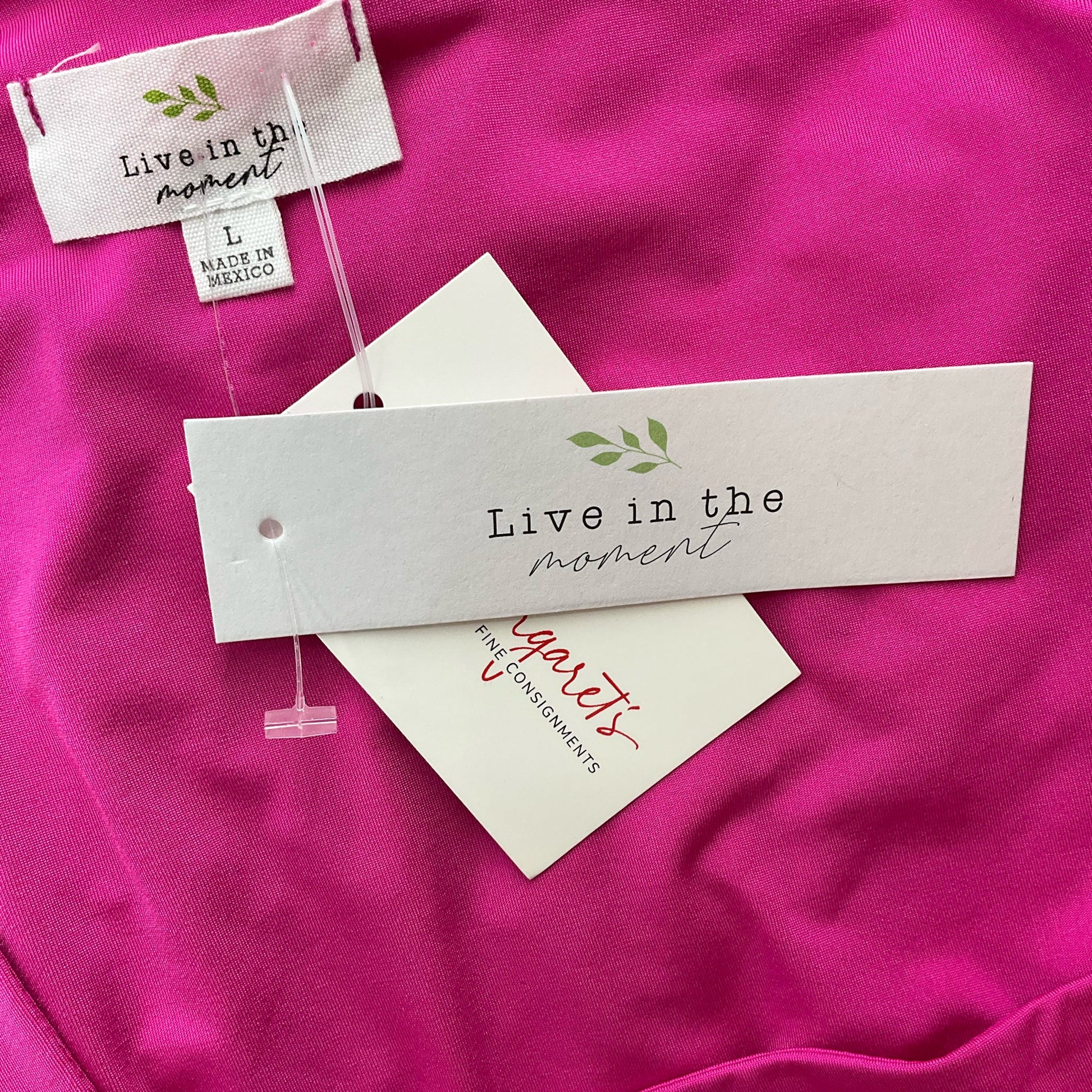 Live In The Moment Pink Solid Pre-Owned Ladies Top -  Size Large
