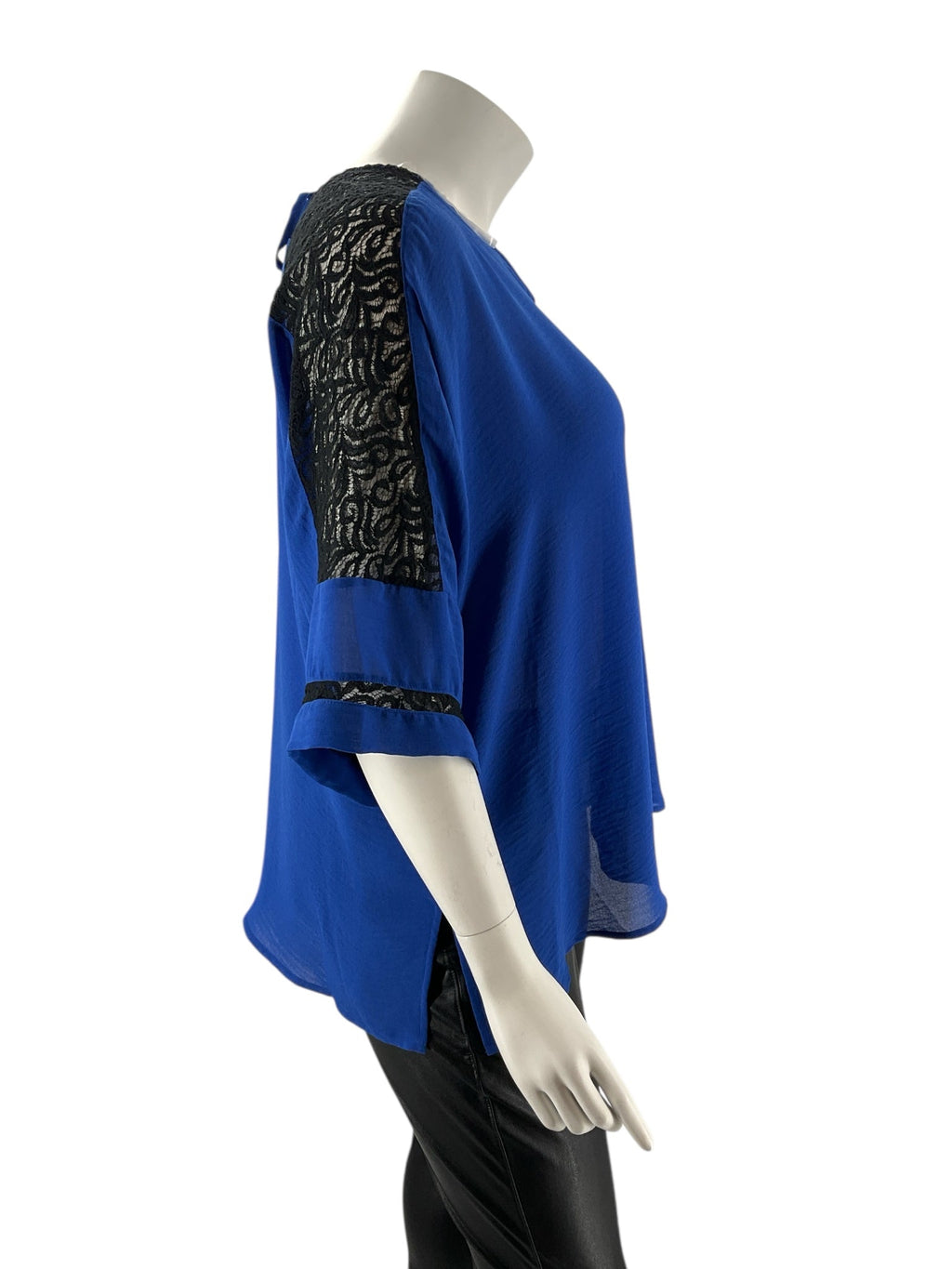 Catherines Blue/Black Lace Pre-Owned Ladies Casual Top -  Size 1X