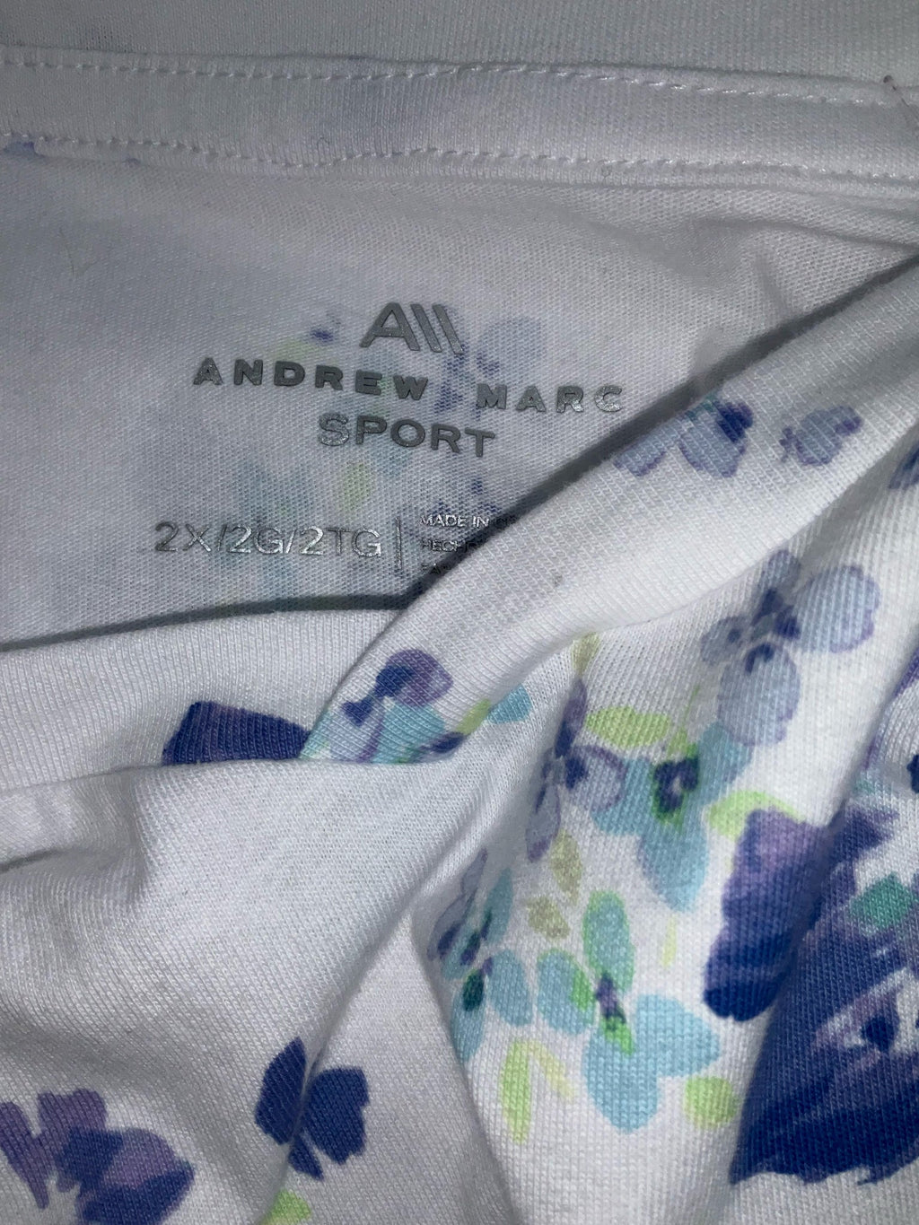 Andrew Marc White/Purple/Green Floral Pre-Owned Ladies Sleeveless Top - Size 2X