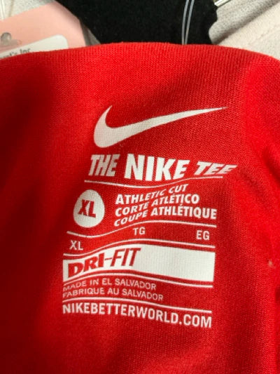 Nike Coral Pre-Owned Ladies Top - Size XL