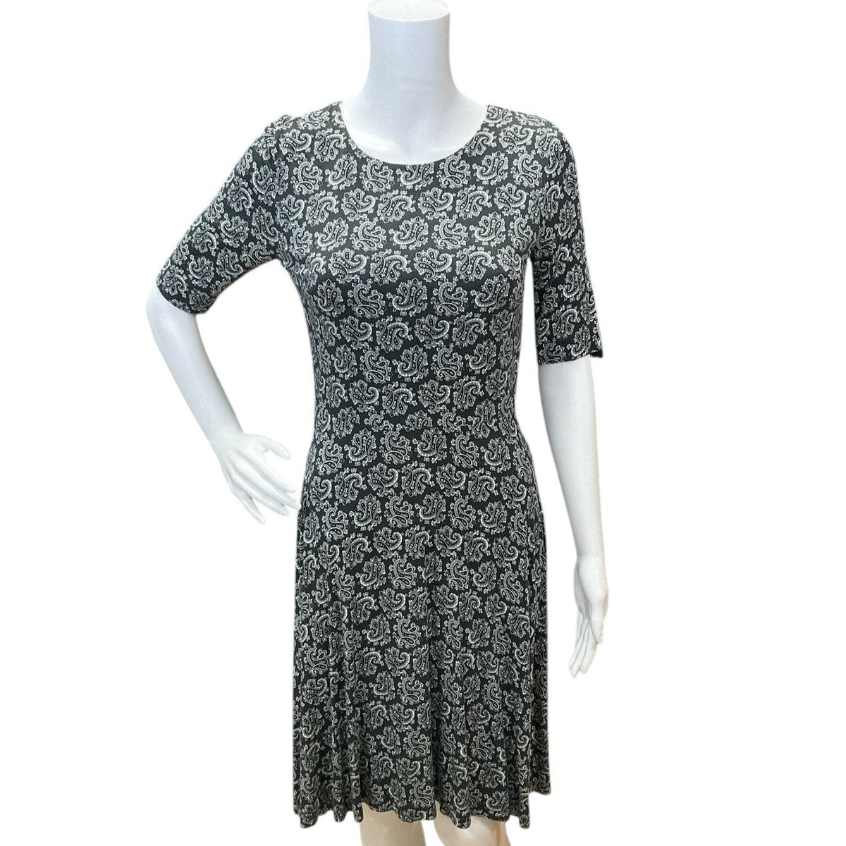Loft Gray Paisley Print Pre-Owned Ladies Dress - Size XS - Margaret’s Fine Consignment