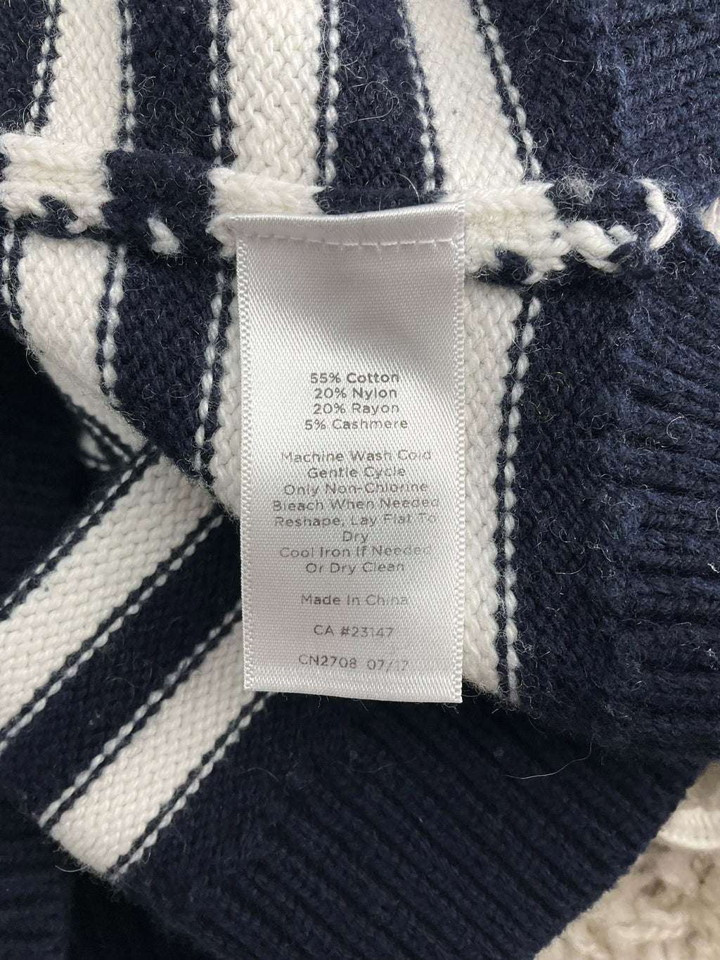 Talbots - Ecru/Navy Stripe Pre-Owned Ladies Casual Top - Size Medium