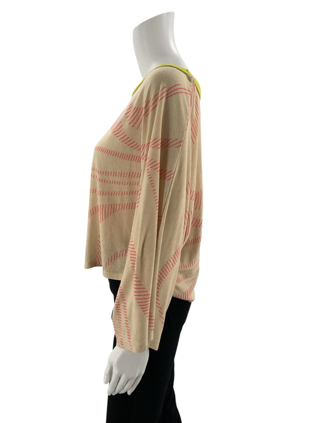 Pre-owned Bucket List dolman sleeve top in tan and pink print, featuring a relaxed fit and boat neck, size small.