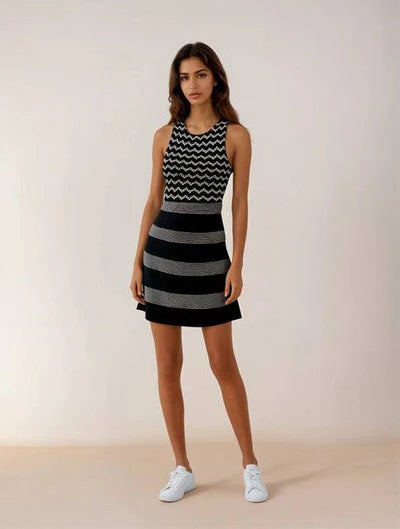 CeCe Black/Tan Chevron Print Pre-Owned Ladies Dress - Size Small