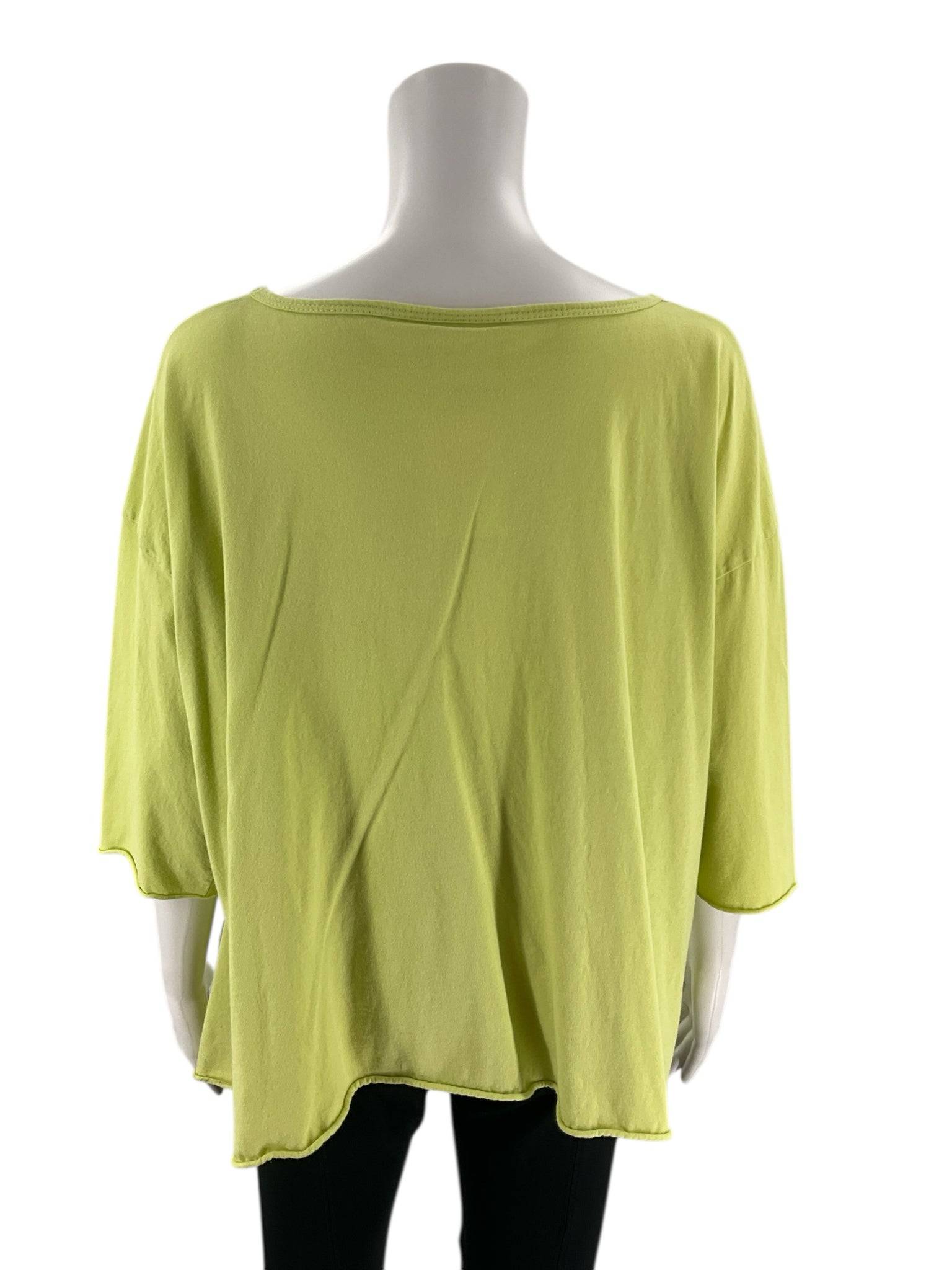 Square Green Solid Top - Size Small - Margaret’s Fine Consignment