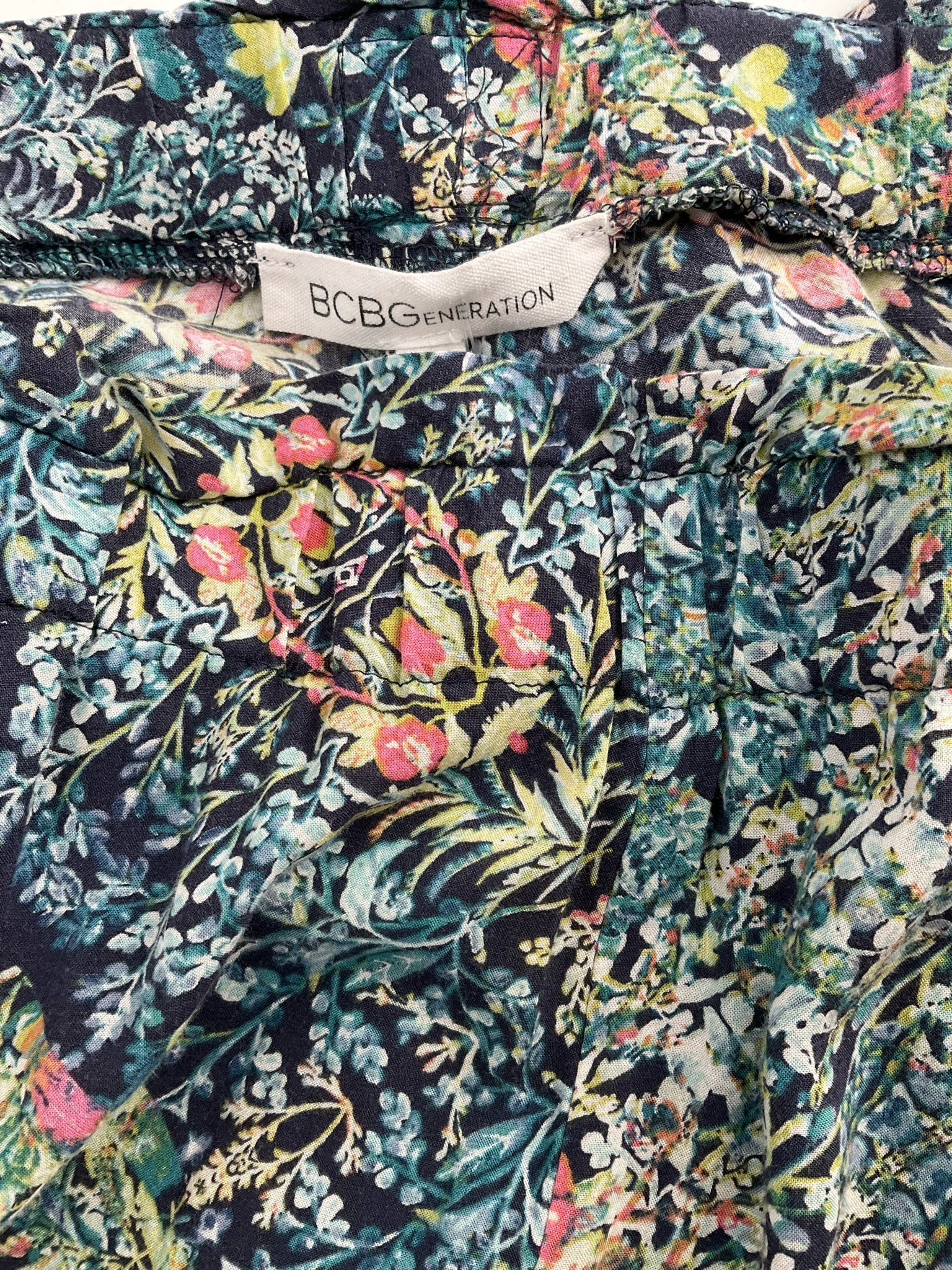 BCBG - Blue/Pink Floral Pre-Owned Ladies Pants - Size Small