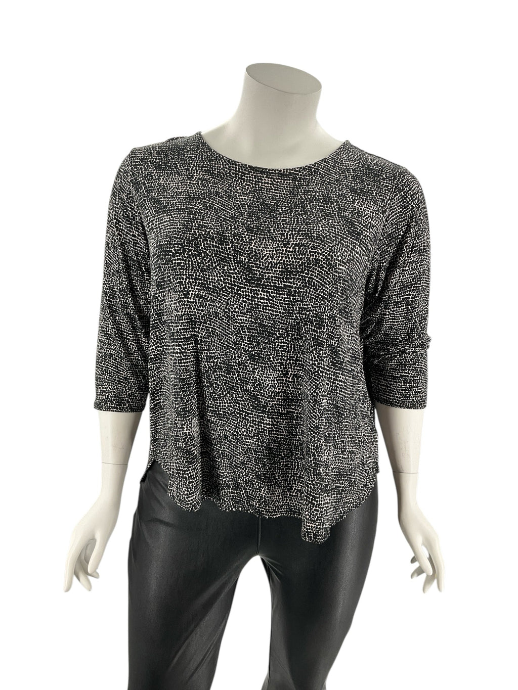 Philosophy Black/Cream Dots Pre-Owned Ladies Top - Size 2X