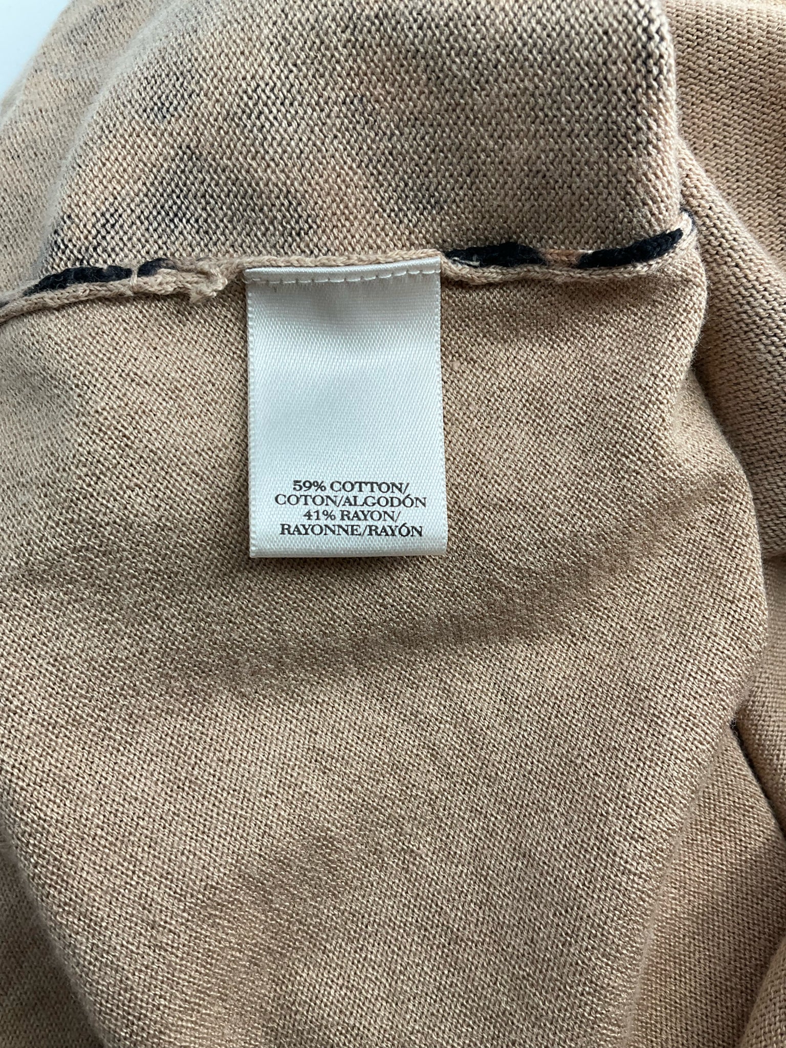 Ann Taylor - Red/Black/Tan Cheetah Pre-Owned Ladies Casual Top - Size Small Petite