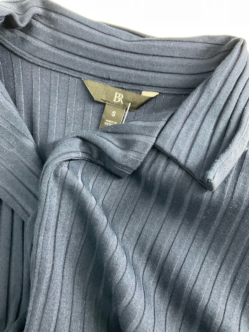 Banana Republic - Navy Stripe Pre-Owned Ladies Casual Top - Size Small