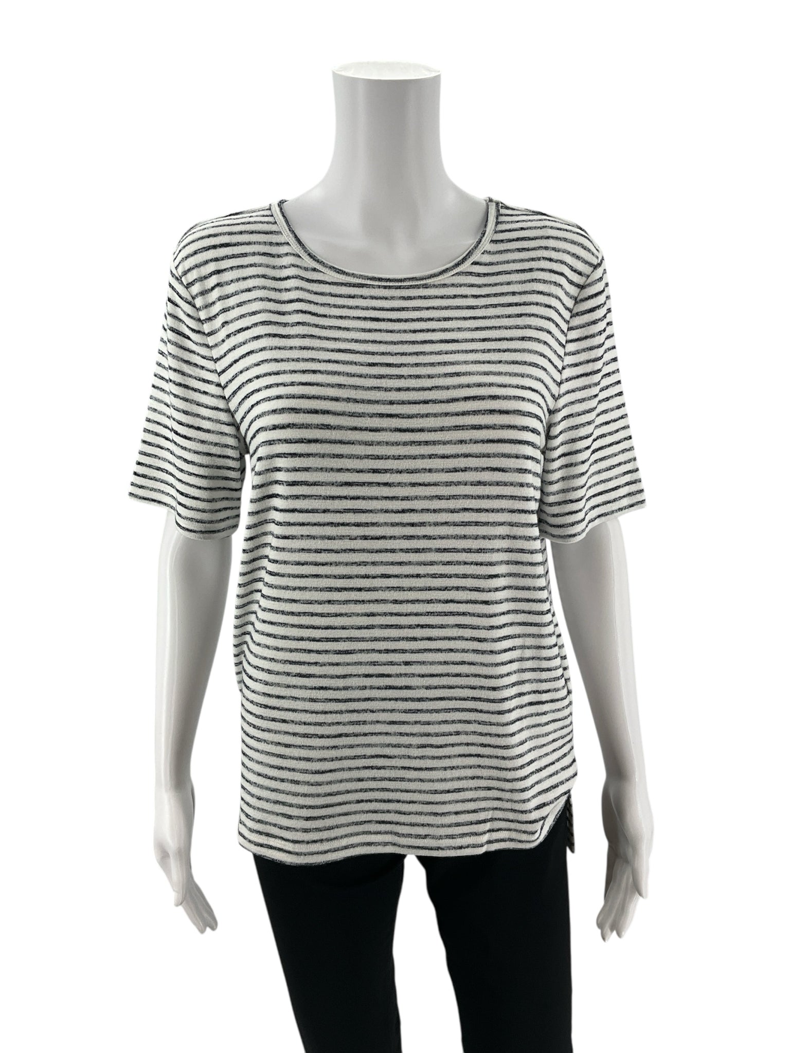 Banana Republic White/Blue Striped Pre-Owned Ladies Top -  Size Small